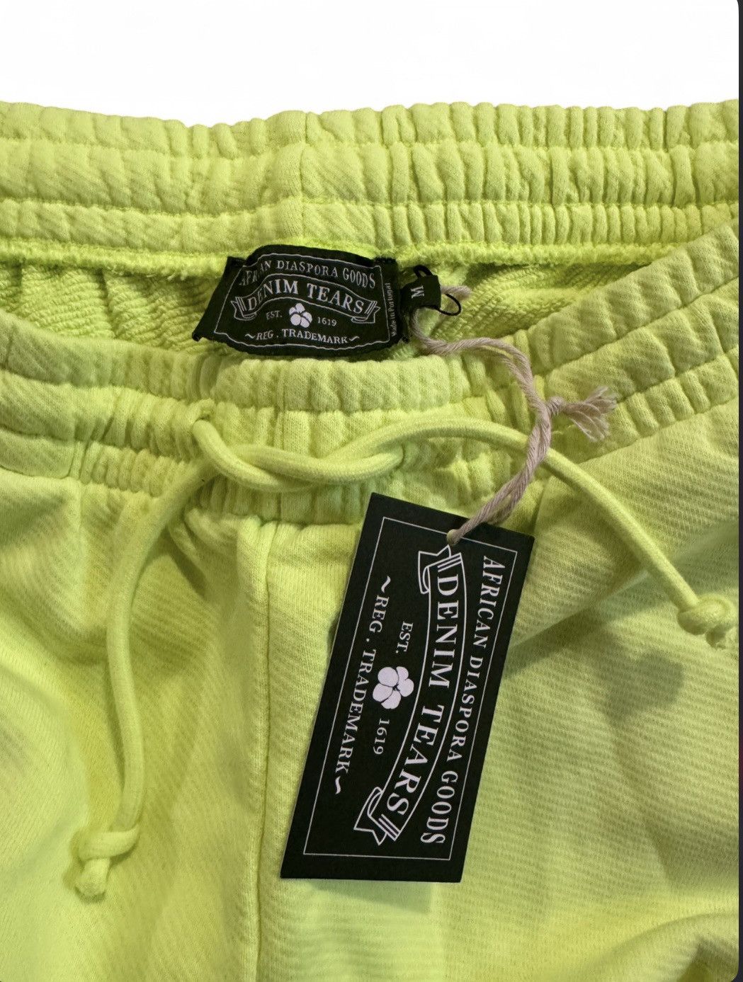 DENIM TEARS Denim Tears Mono Wreath Neon sweatpants size M Size US 34 / EU 50 - 4 Thumbnail