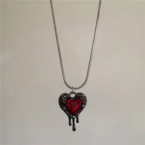 Other Vintage Red Heart Necklace Size ONE SIZE - 3 Thumbnail