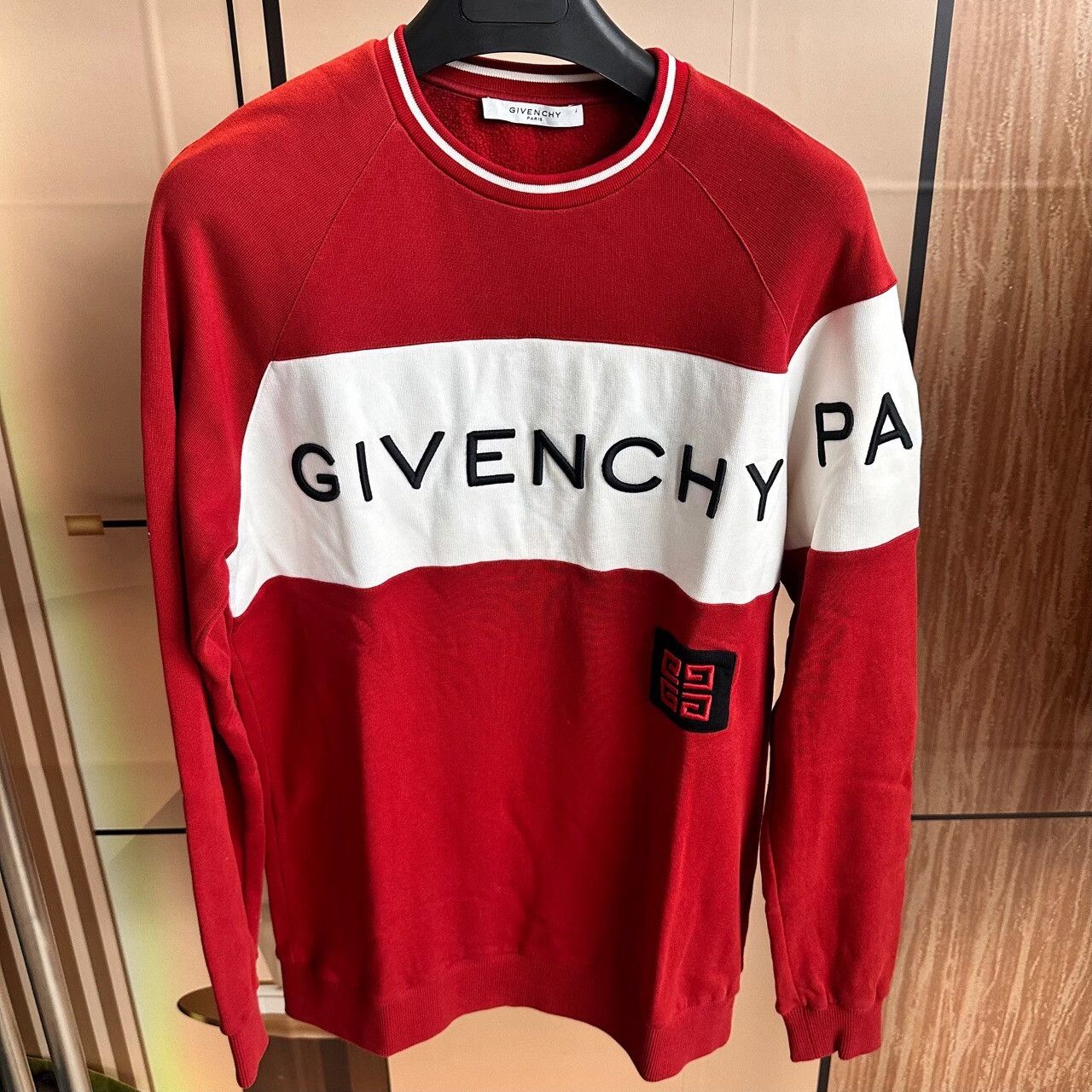 Givenchy Givenchy Embroidered Red Hoodie s Men Size US S / EU 44-46 / 1 - 1 Thumbnail