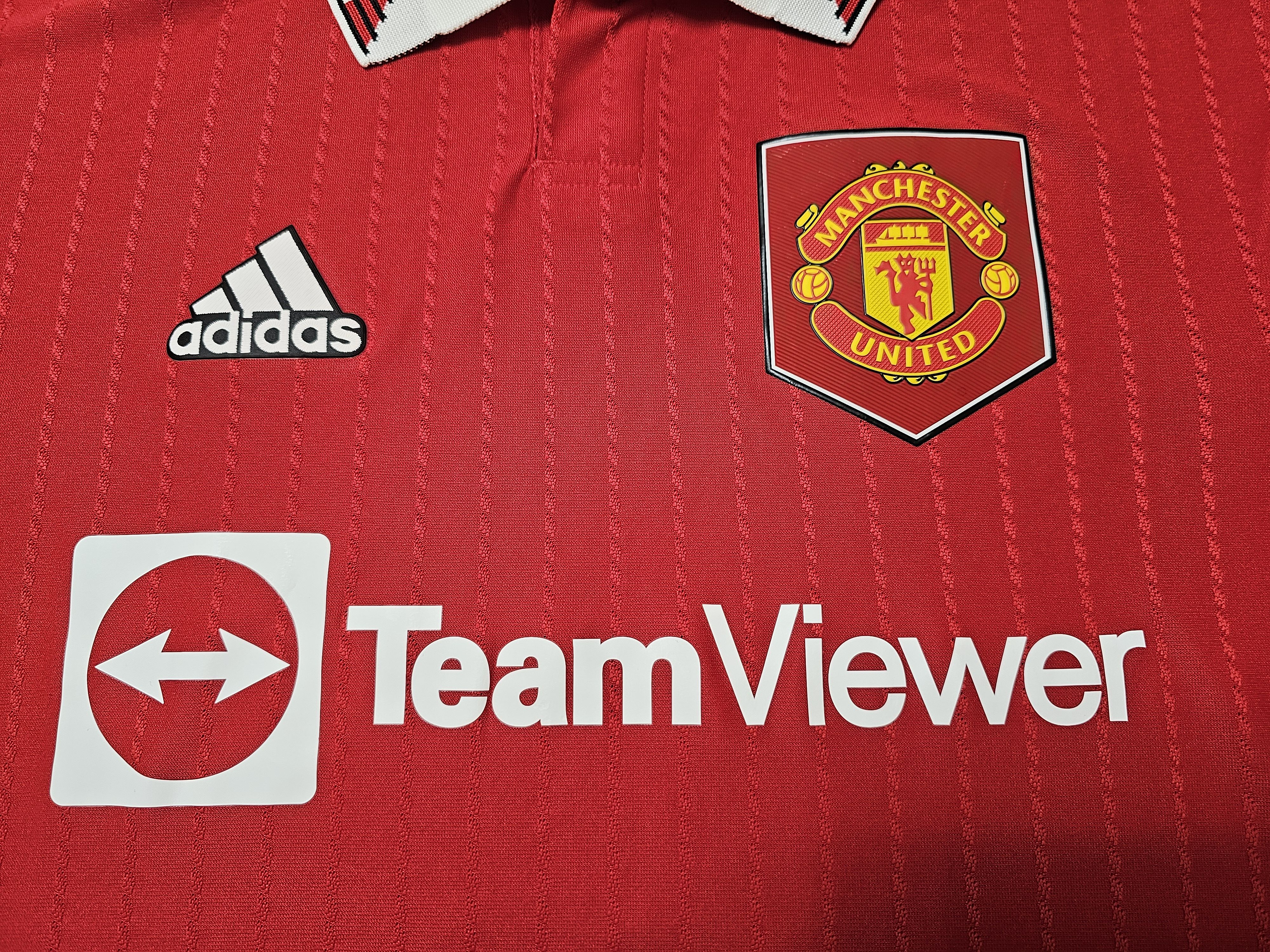 Adidas MANCHESTER UNITED 2022 2023 FOOTBALL SHIRT SOCCER JERSEY Size US XS / EU 42 / 0 - 3 Thumbnail