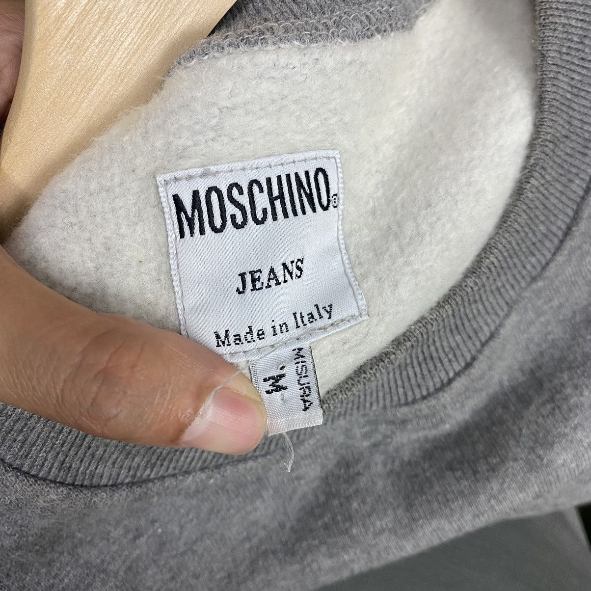 Moschino × Vintage Moschino Jeans Big Logo Vintage Sweatshirt Size US L / EU 52-54 / 3 - 10 Thumbnail