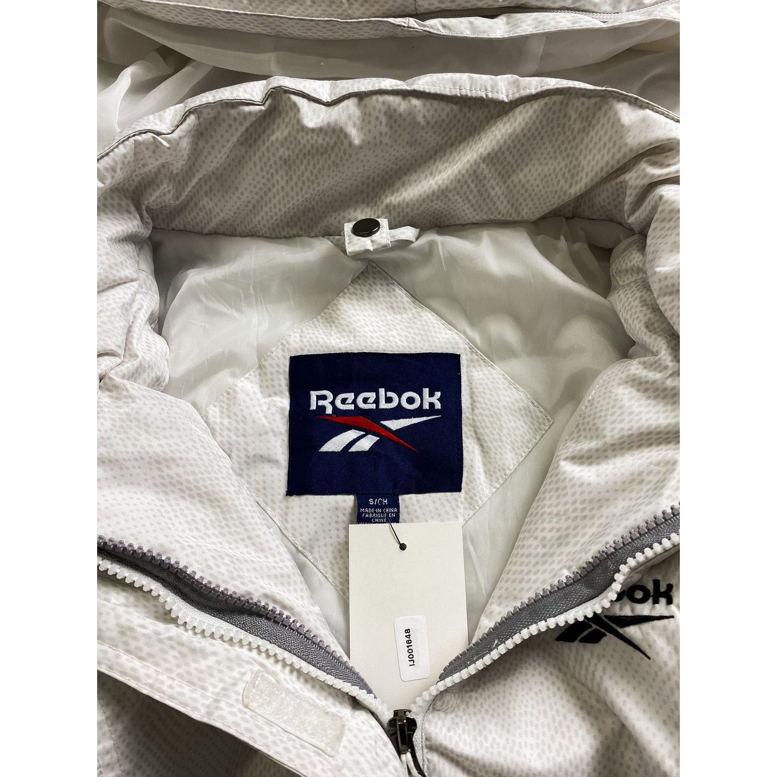 Reebok Vintage 90s Reebok White Hooded Jacket - Women's Small Size S / US 4 / IT 40 - 3 Thumbnail