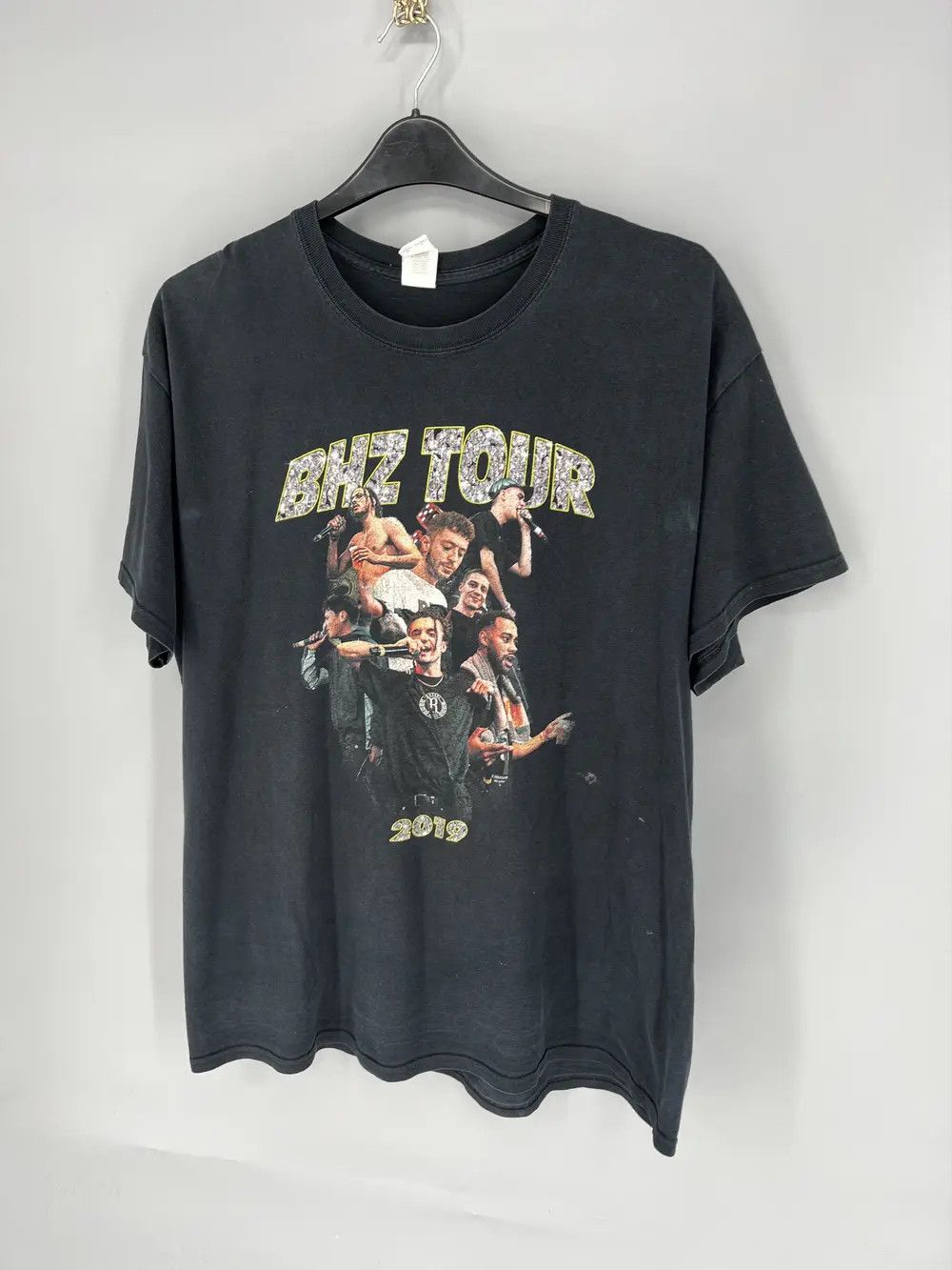 Band Tees × Rap Tees Vintage Tshirt Y2K Bananahaze "BHZ" Tour 2019 Size US L / EU 52-54 / 3 - 3 Thumbnail