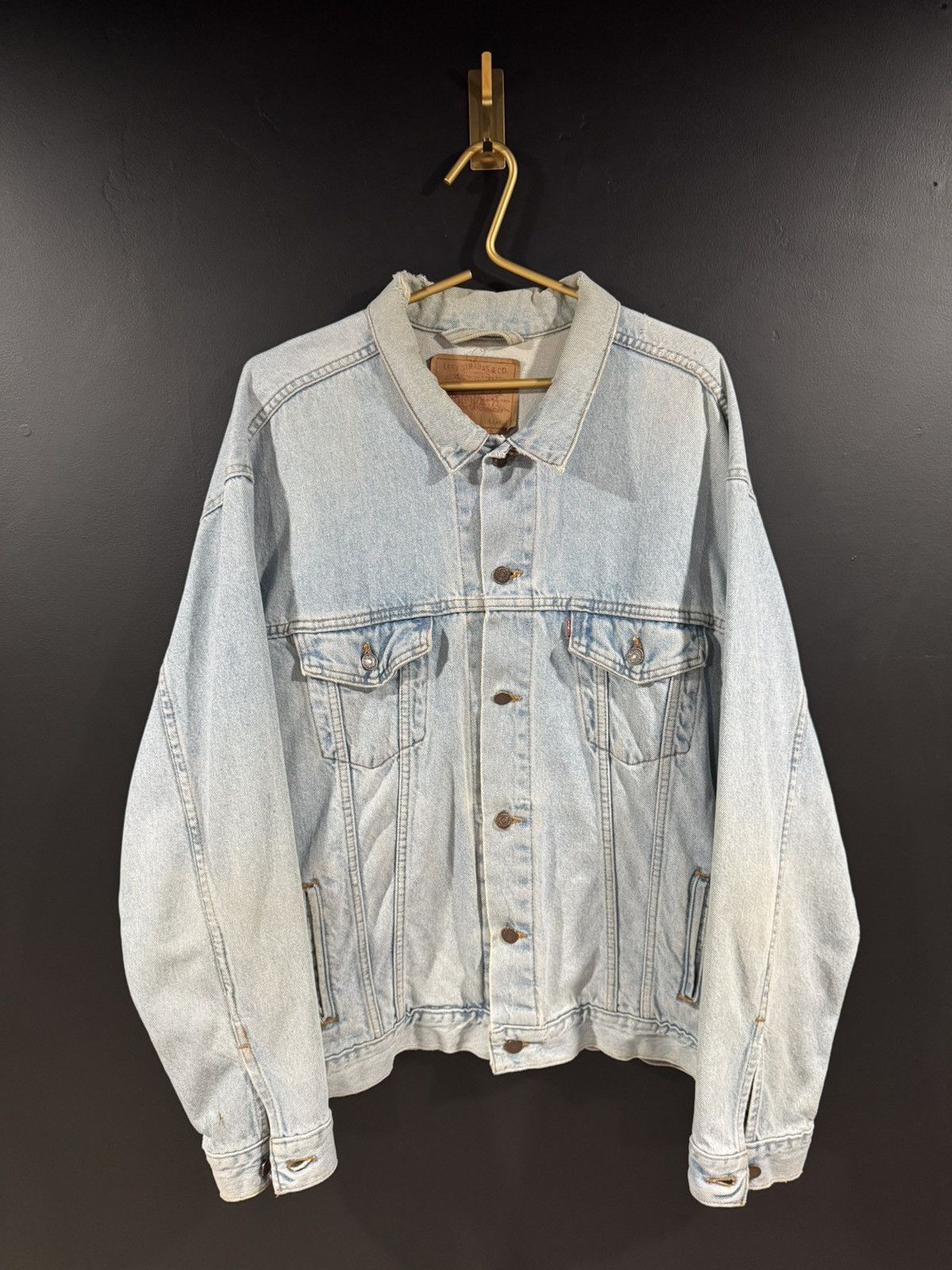 Levi's 1992 Vintage Levi’s Faded Distressed Trucker Denim Jacket XL Size US XL / EU 56 / 4 - 2 Thumbnail
