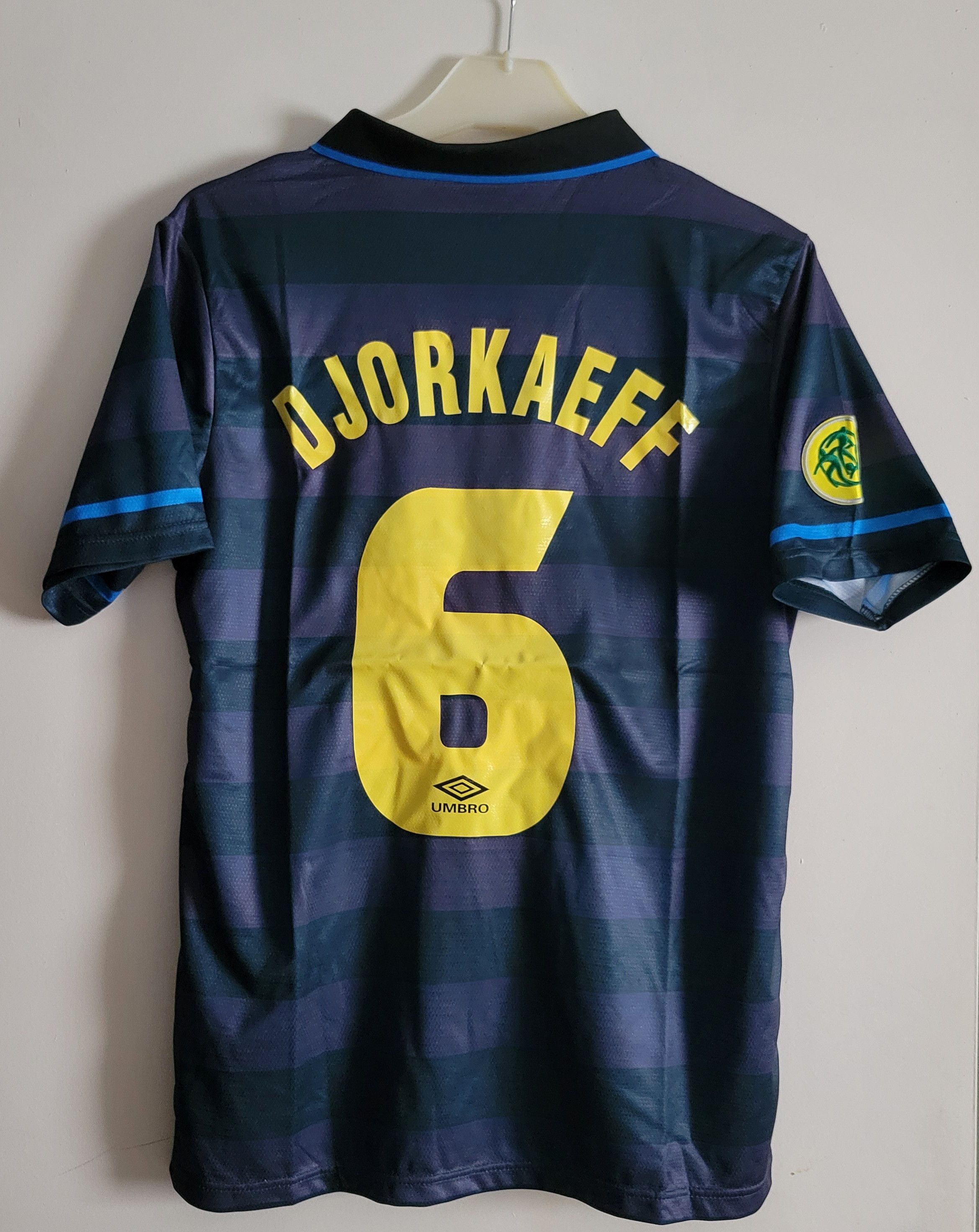 Other Inter Milan 1997-1998 Djorkaeff 6 Vintage Football Jersey Size US L / EU 52-54 / 3 - 1 Thumbnail