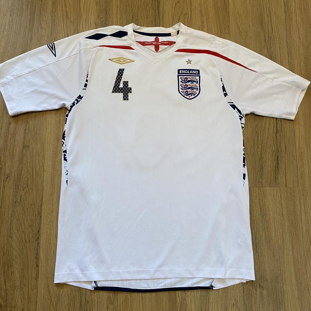 Umbro 2007-09 England Gerrard Football Shirt y2k 2000s Euro Umbro Size US L / EU 52-54 / 3 - 2 Thumbnail