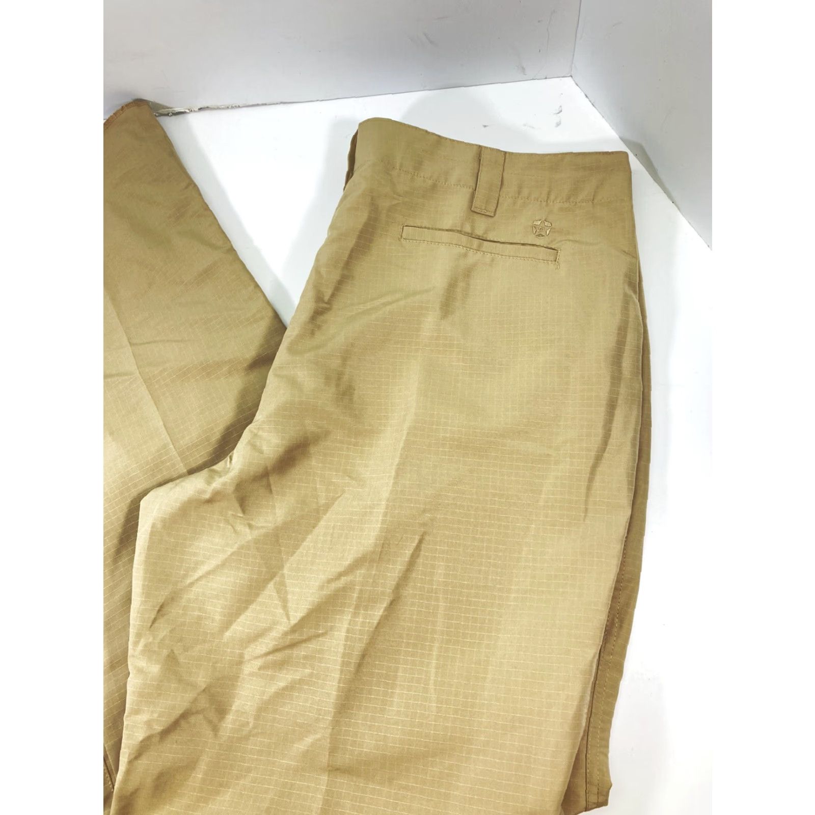 Propper Propper Pants Women 18 40X38 Khaki Beige Ripstop Unhemmed NWOT Bagged Propper Tactical Pants Women Size 18 40X38 Khaki Beige Ripstop Unhemmed NWOT Size 40" / US 18 - 2 Thumbnail