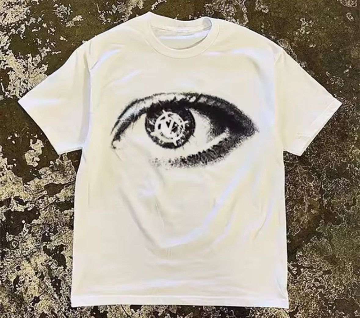 Japanese Brand Gothic 90s Streetwear Eye Iris T-Shirt Punk Graphic Tees Size US XL / EU 56 / 4 - 2 Thumbnail