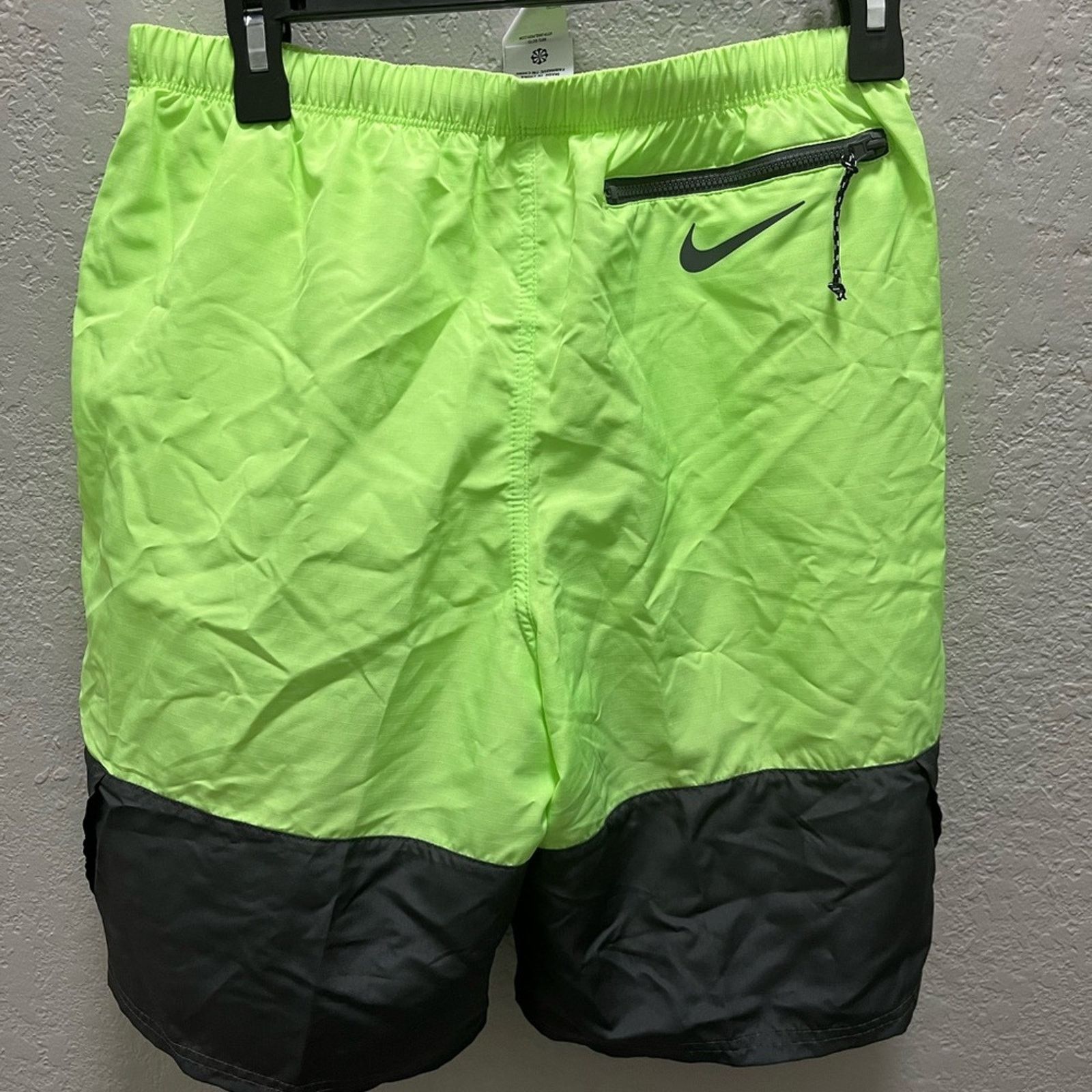 Nike Nike Men Small Neon Swim Trunks Pockets with Netting Size US 29 - 5 Thumbnail