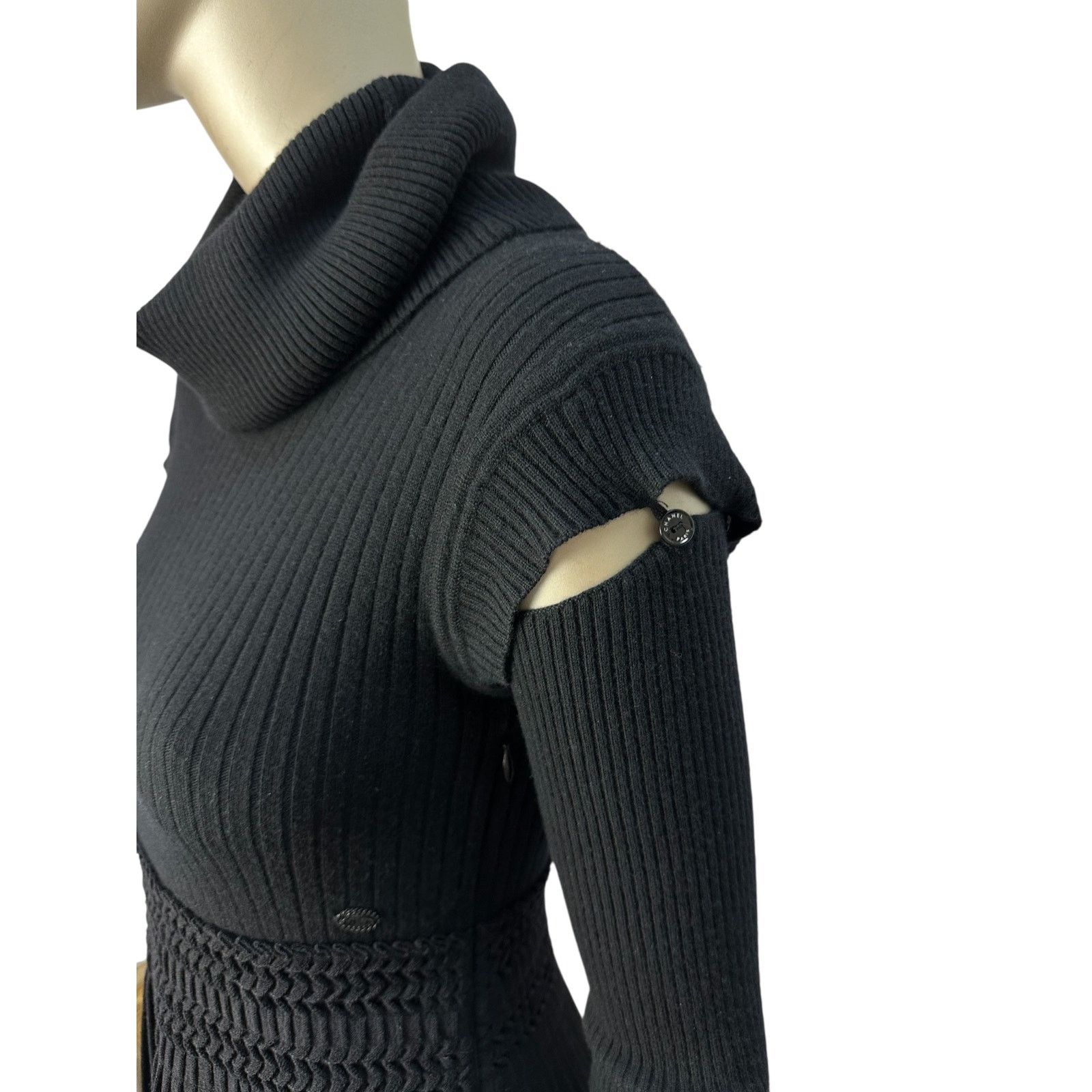 Chanel Chanel Shoulder Cut-Outs Dress Sz.40 Size M / US 6-8 / IT 42-44 - 5 Thumbnail