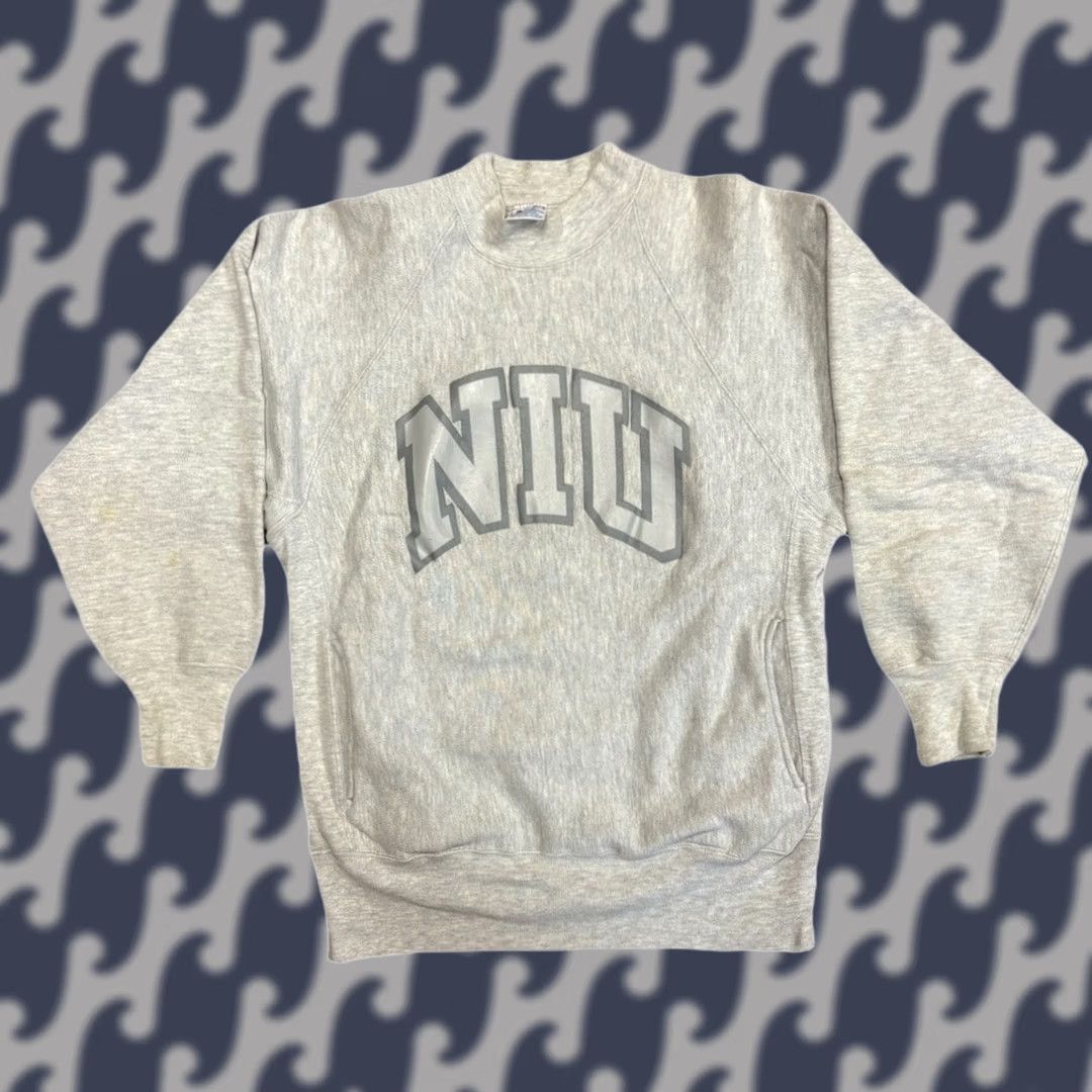 Champion VINTAGE Champion Reverse Weave NIU Sweatshirt Gray Crew Neck USA Made Sz Large Mens Sweatshirt Graphic Print 90s NIU Size US L / EU 52-54 / 3 - 1 Thumbnail