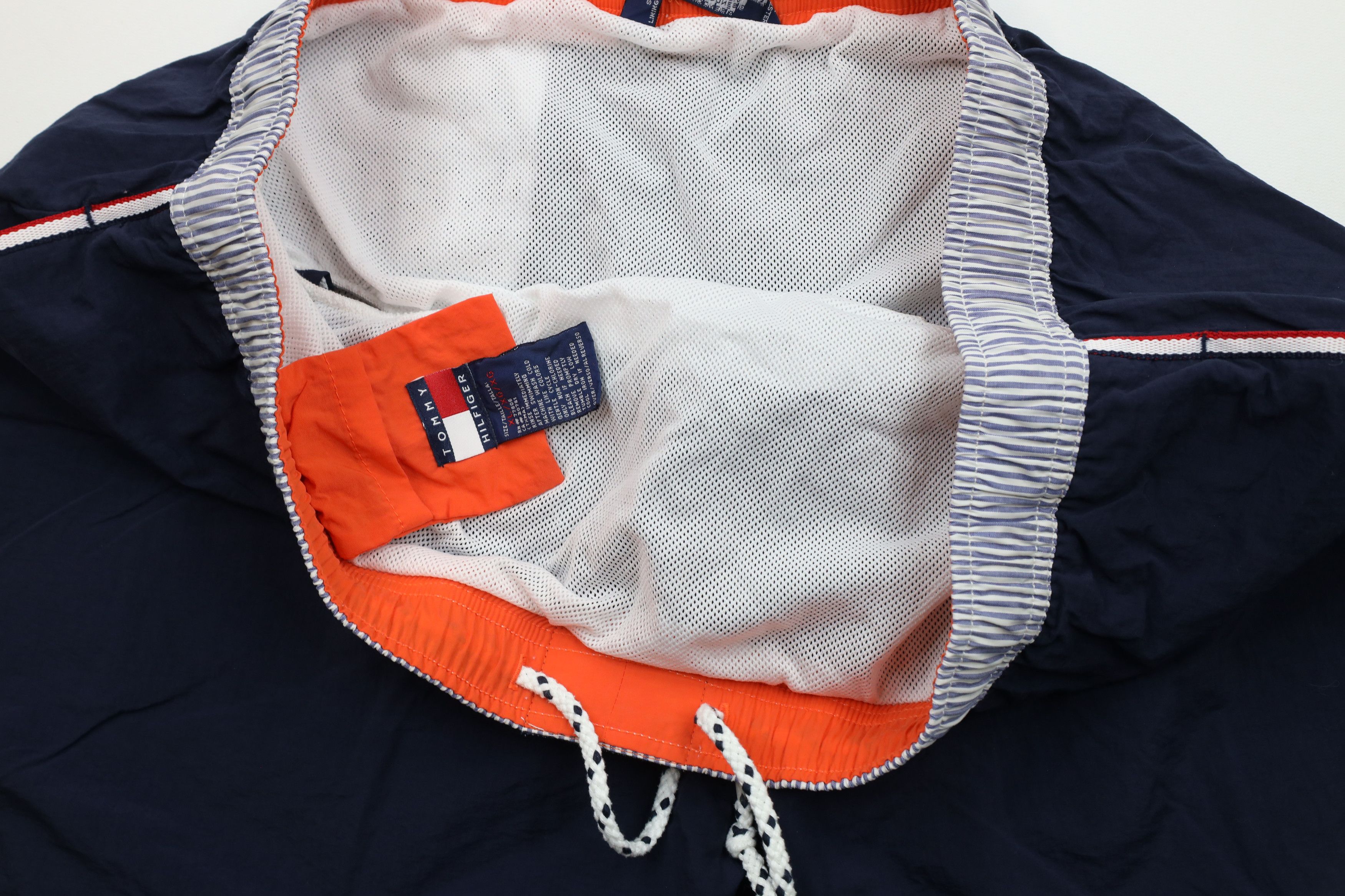 Tommy Hilfiger × Vintage Vintage 90s Tommy Hilfiger Lined Shorts Swim Trunks Blue Size US 36 / EU 52 - 7 Thumbnail
