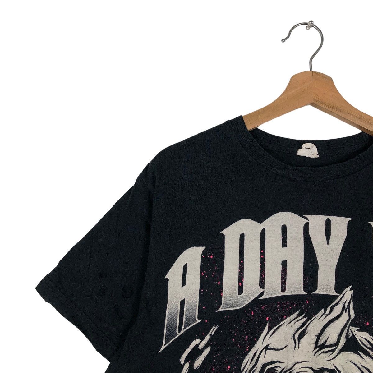 Band Tees 🔥Pick Distressed Seditionaries Cropped Tee Band A Day To Size US M / EU 48-50 / 2 - 7 Thumbnail