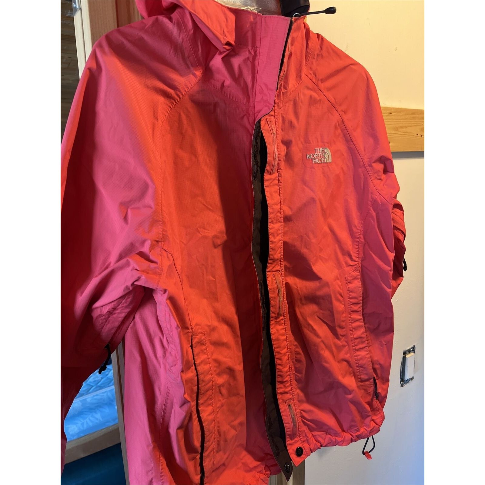 The North Face The North Face Womens M Pink LS zip hooded nylon rain jacket Size M / US 6-8 / IT 42-44 - 6 Thumbnail