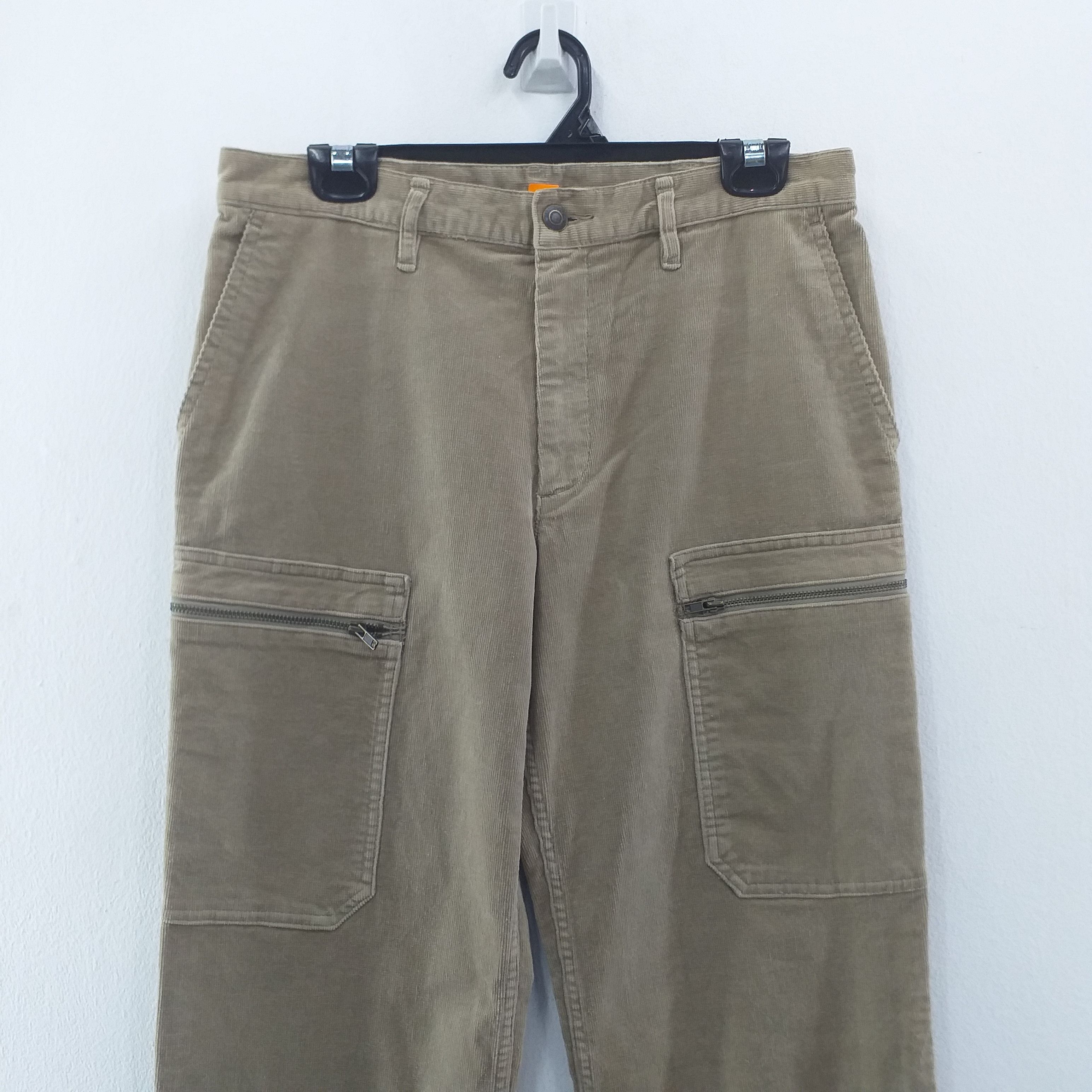 Japanese Brand Uniqlo Japanese Brand Cargo Corduroy Pocket Pant 30x33 CP033 Size US 30 / EU 46 - 3 Thumbnail