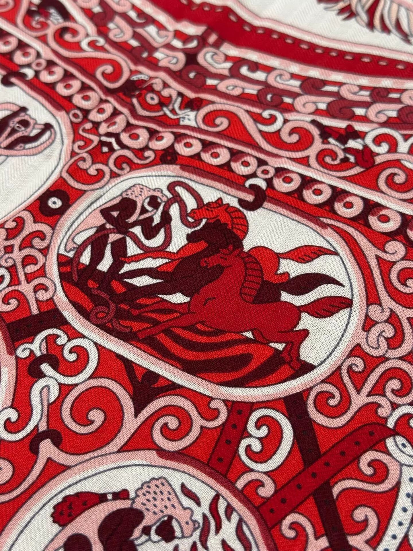 Hermes Hermes 140x140cm Cashmere Red Armor Logo Scarf Size ONE SIZE - 6 Thumbnail