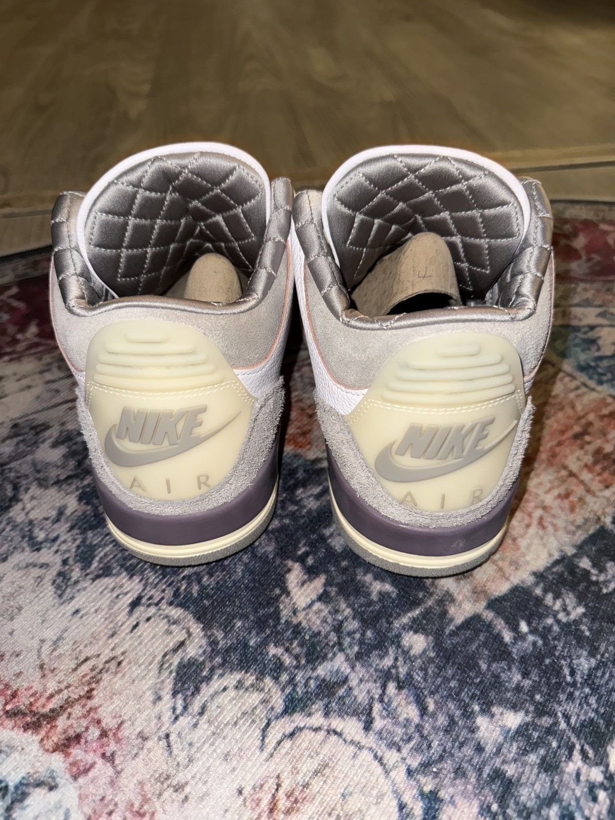 A Ma Maniere × Jordan Brand A Ma Maniére x Air Jordan 3 Size 9US Size US 9 / EU 42 - 4 Thumbnail