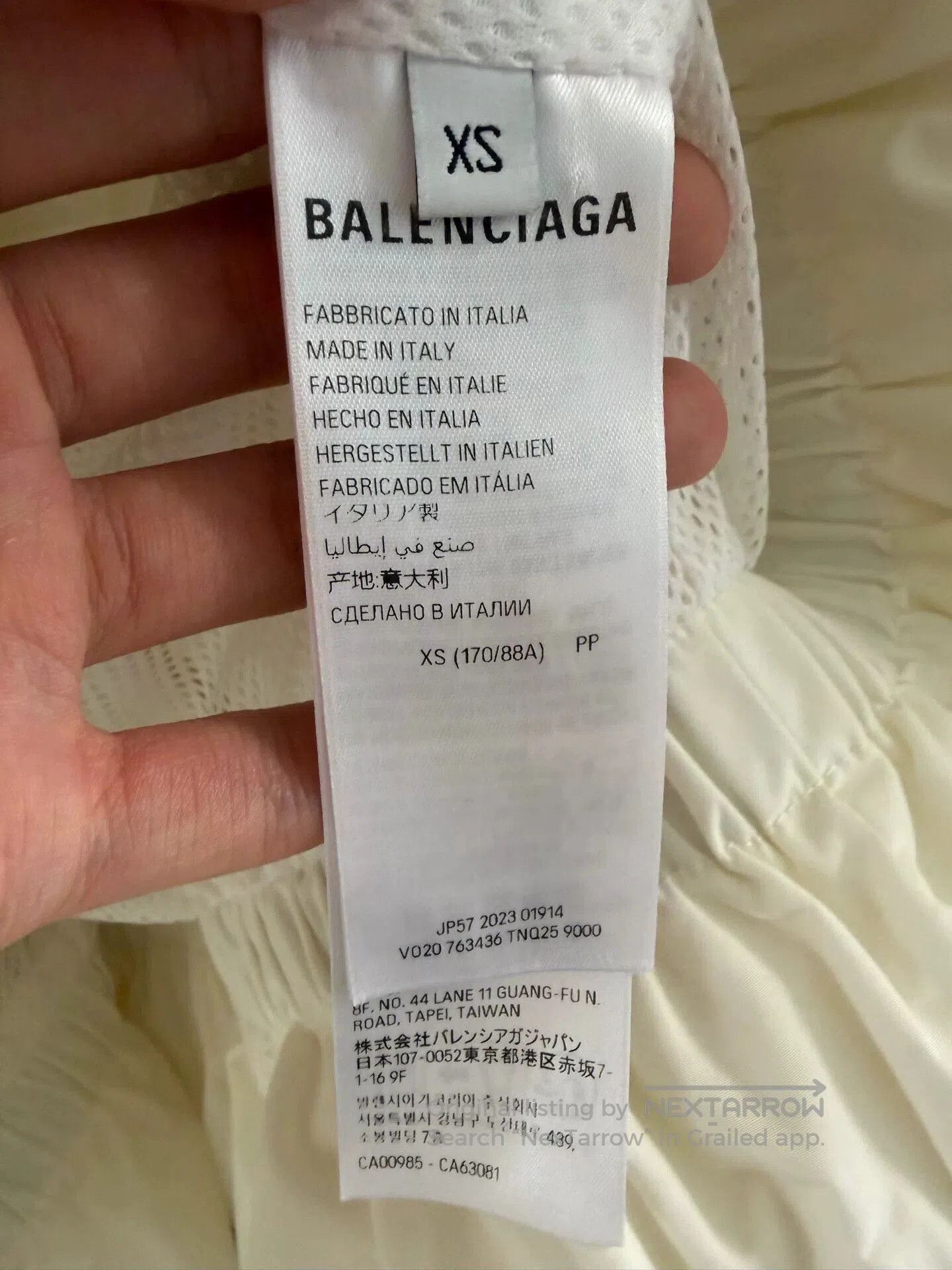 Balenciaga balenciaga white 3B embroidered zip jacket. Size US XS / EU 42 / 0 - 5 Thumbnail
