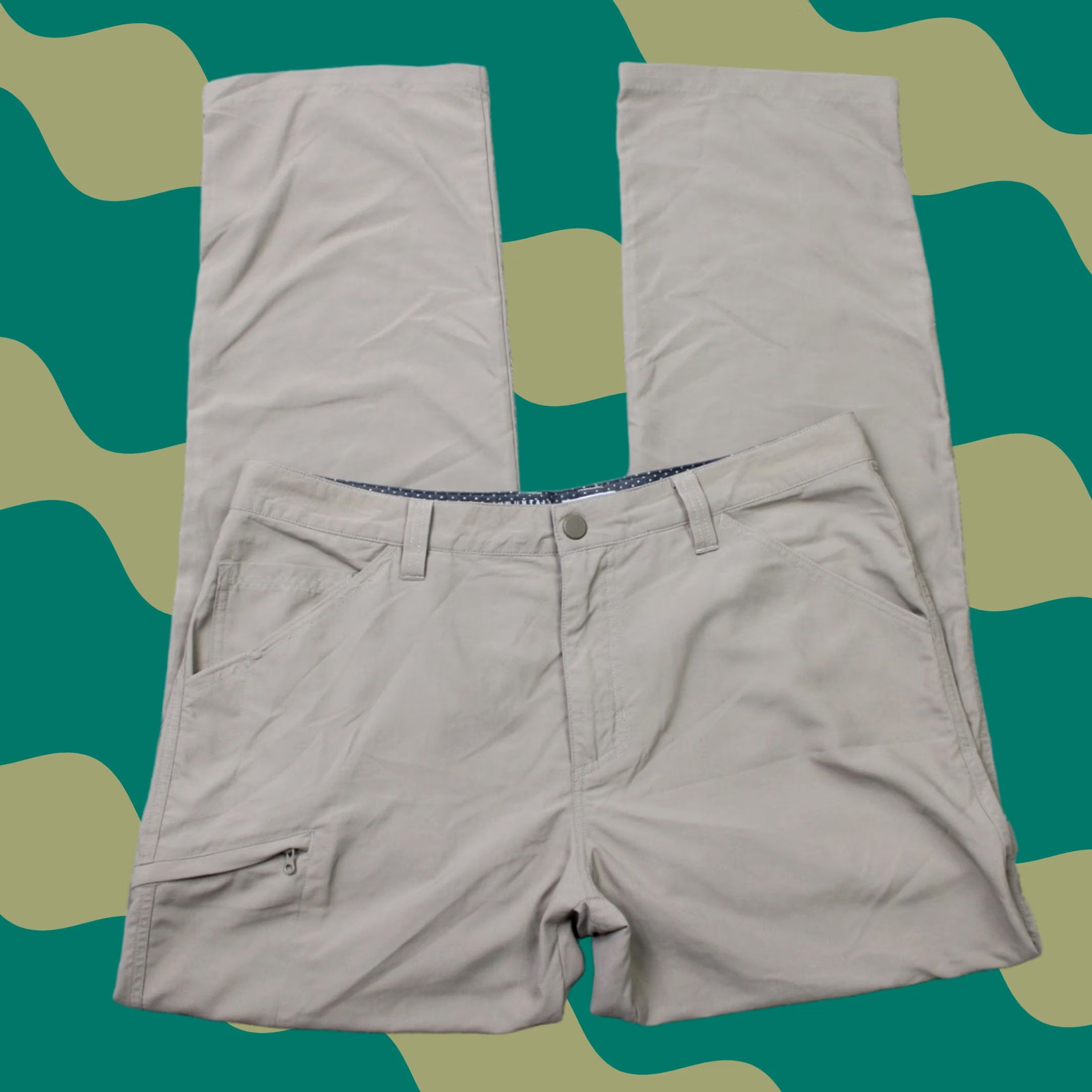 Mountain Hardwear Mountain Hardwear Jeans Mens 33x32 Beige Mountain Hardwear Jeans Mens 33x32 Beige Cargo Nylon Stretch 90s USA Mens Size US 33 - 1 Thumbnail