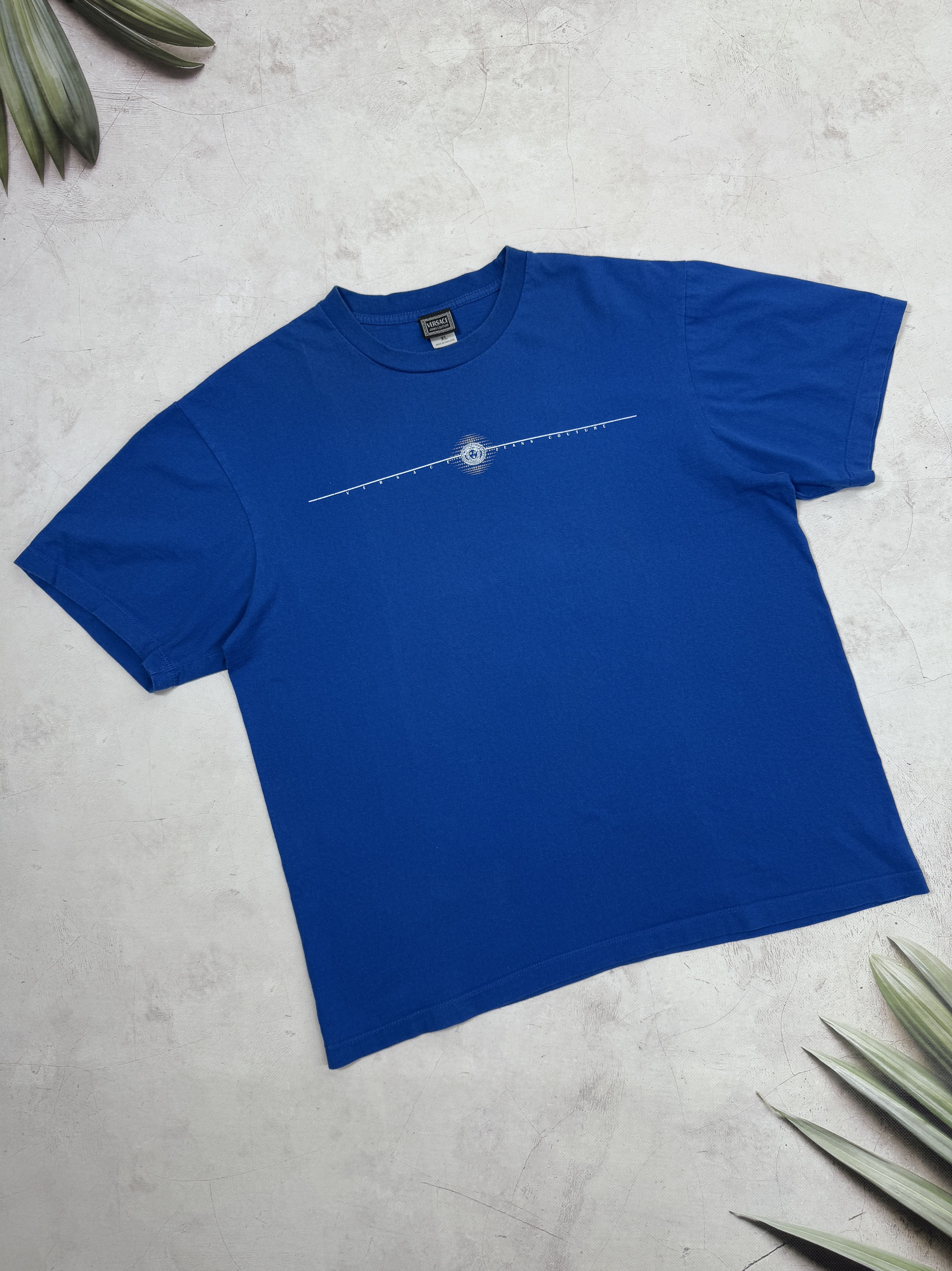 Versace × Versace Jeans Couture × Vintage Vintage Versace Jeans Couture T-Shirt Medusa Logo Size US XL / EU 56 / 4 - 9 Thumbnail