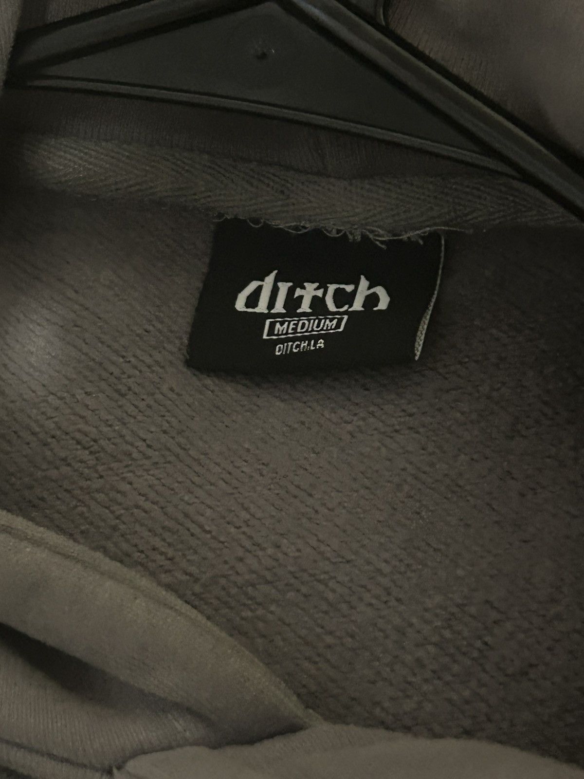 Other Ditch La Collection V pullover / hoodie Size US M / EU 48-50 / 2 - 3 Thumbnail