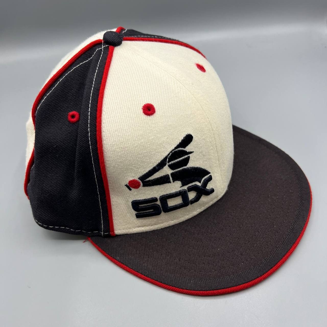 New Era Chicago White Sox Hat Men 7 1/4 59Fifty New Era Fitted Cap Size ONE SIZE - 3 Thumbnail