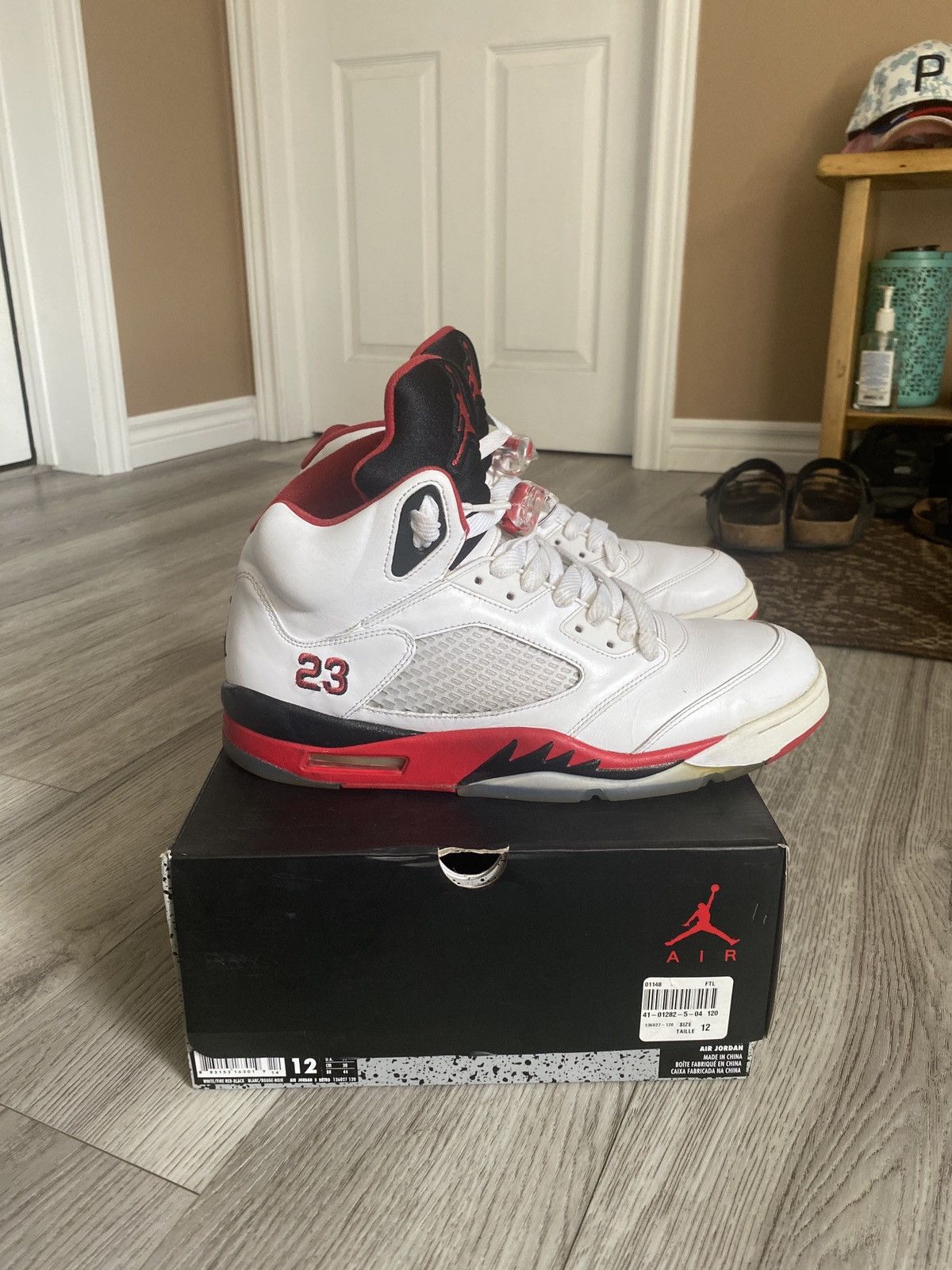 Jordan Brand × Nike Jordan 5 fire reds black toung. (2013 edition) Size US 12 / EU 45 - 12 Thumbnail