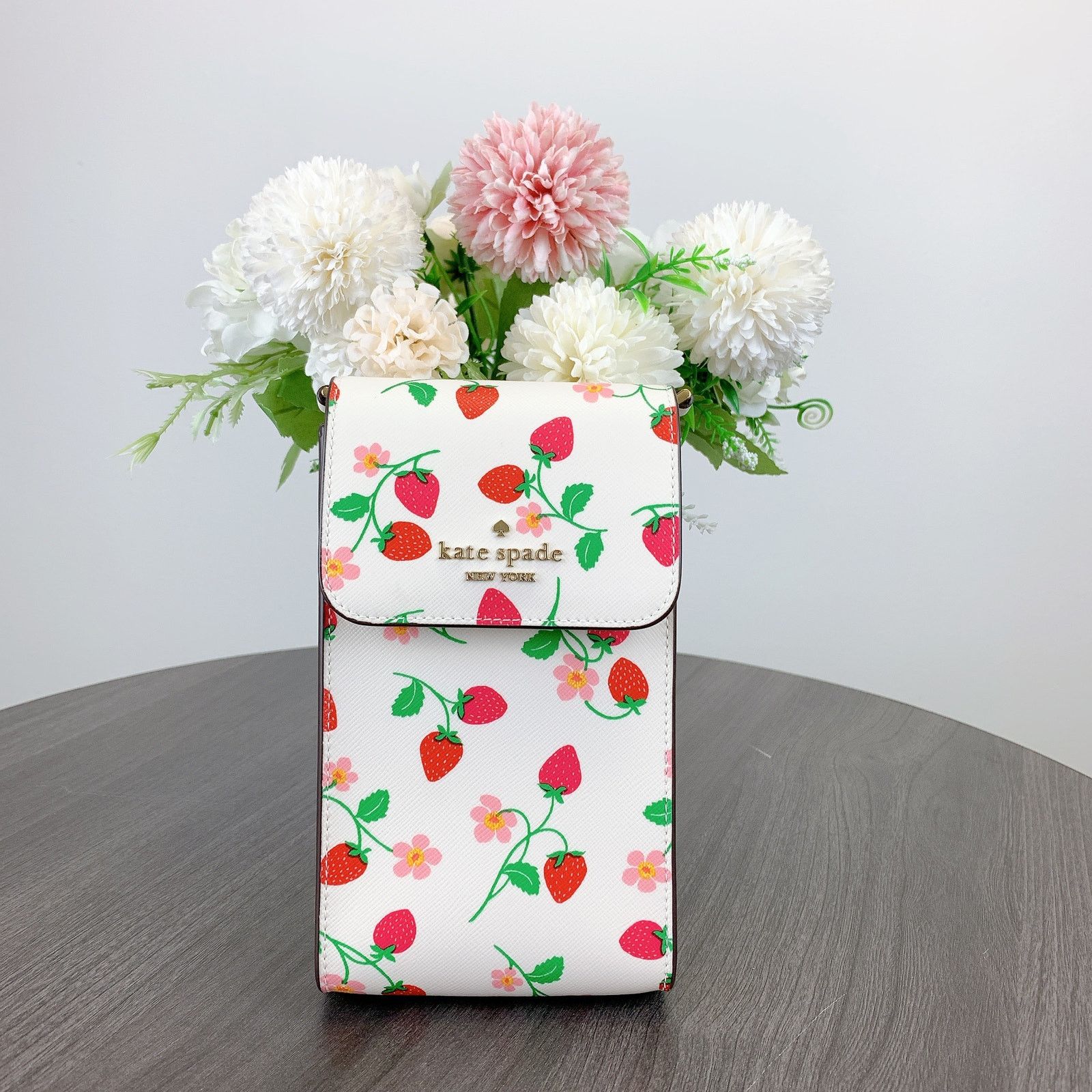 Kate Spade kate spade KG701 Strawberry Vine South Phone Crossbody Size ONE SIZE - 2 Thumbnail