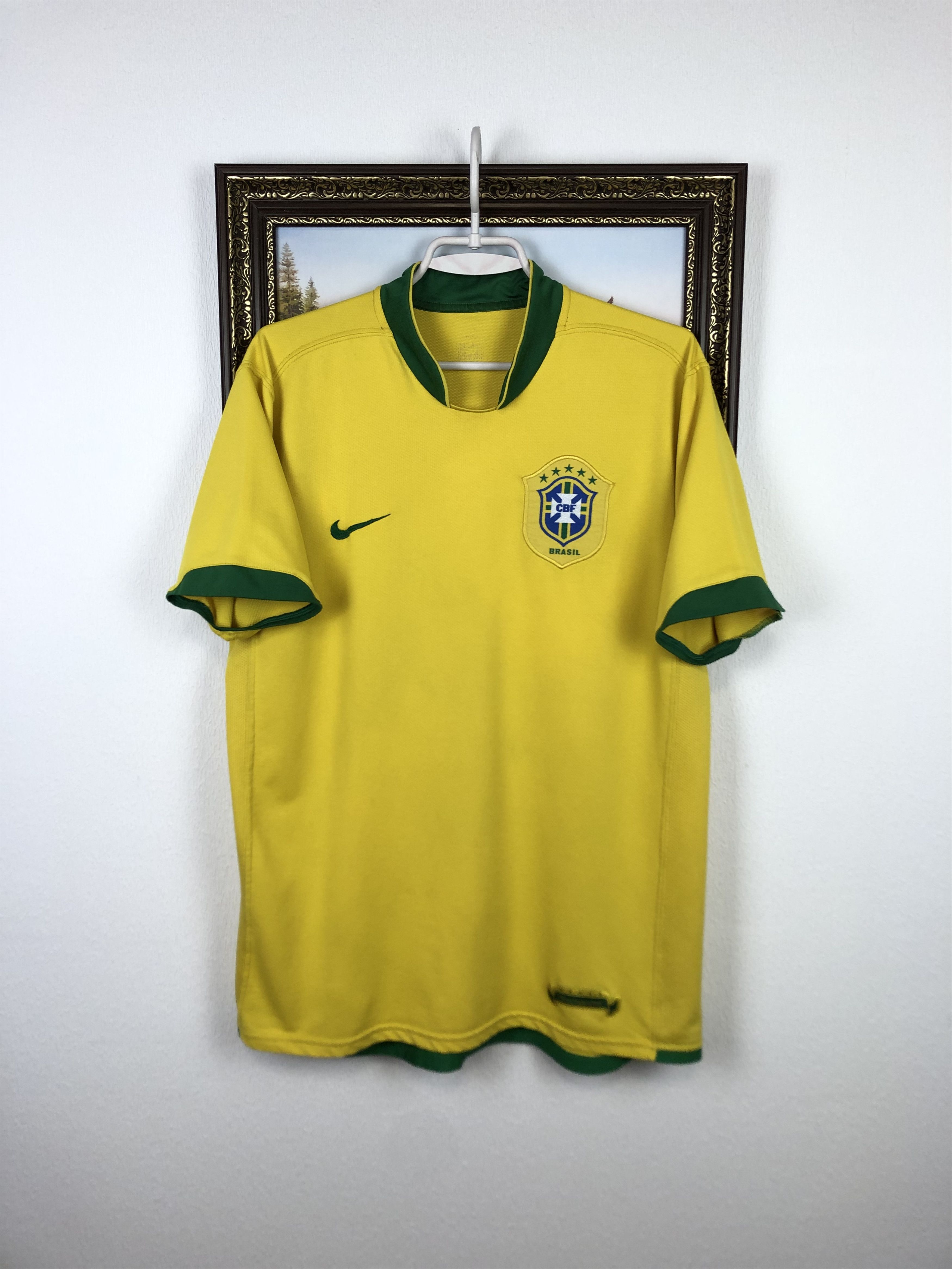 Nike Brazil Home football shirt 2006 Soccer Nike Jersey Trikot Size US M / EU 48-50 / 2 - 1 Thumbnail