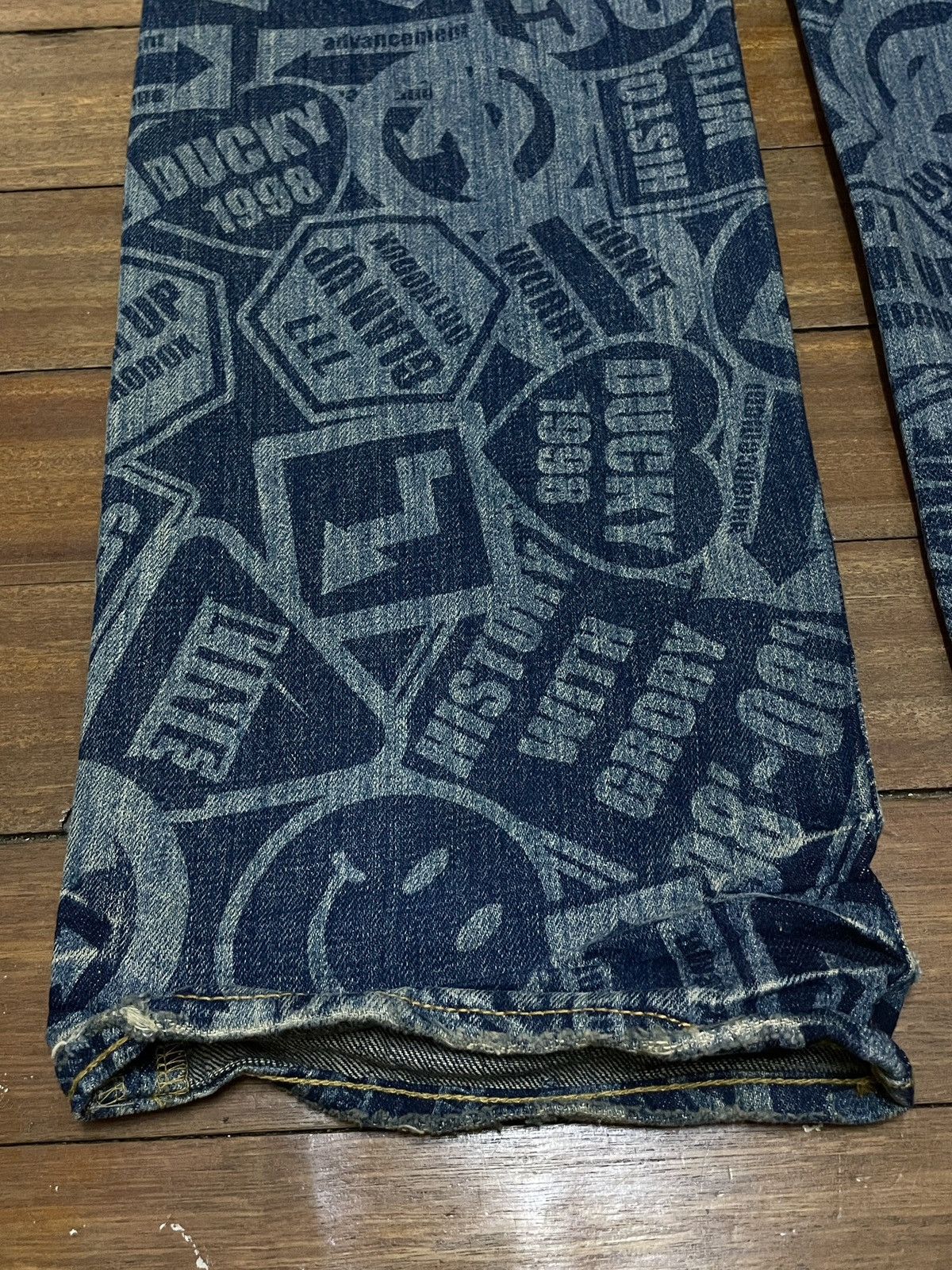 Hysteric Glamour Very Rare Vintage Japanese Brand Co&Lu Fullprint Jeans 1990s Size US 31 - 7 Thumbnail