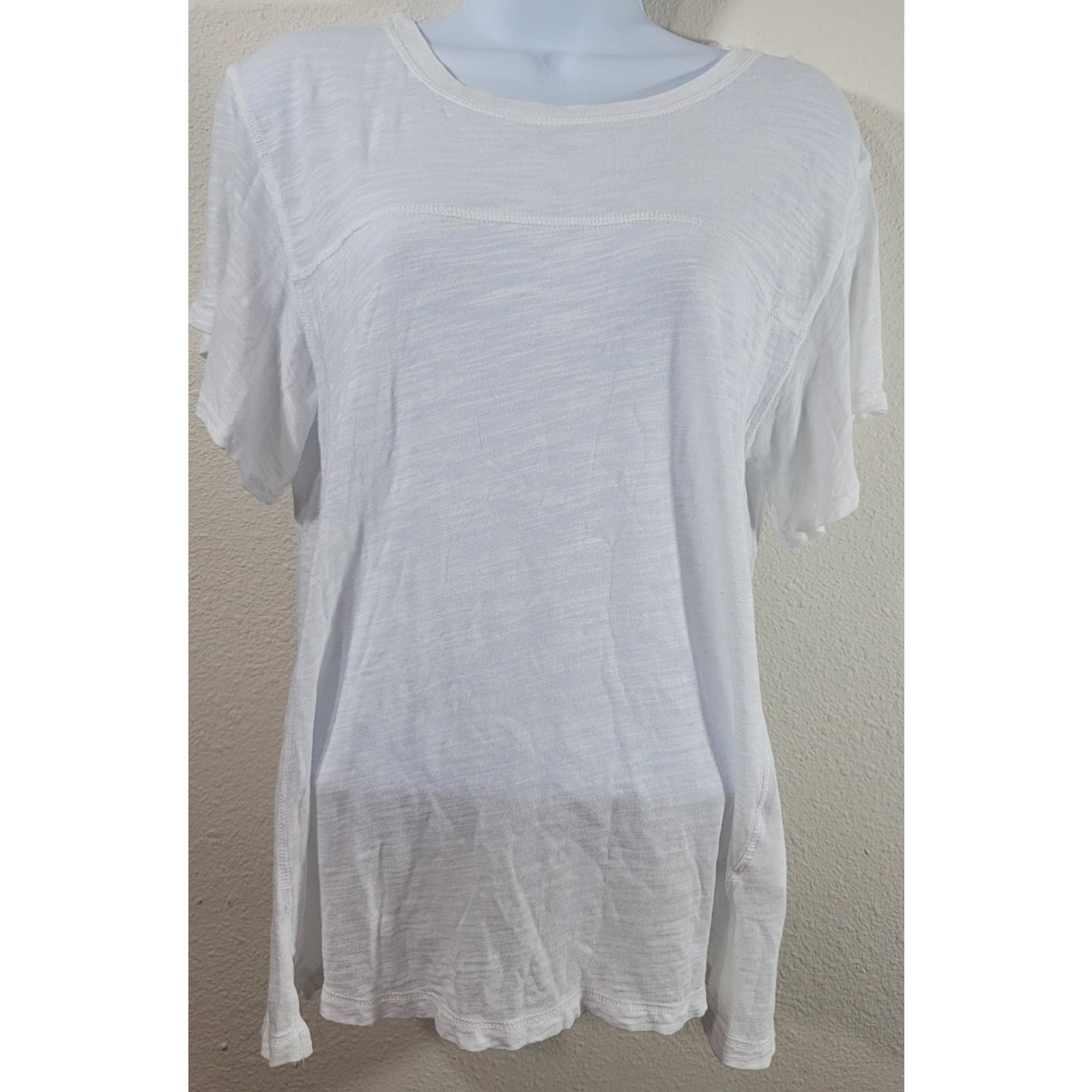 Banana Republic Banana Republic White Slub Knit Exposed Stitching Top Medium Size M / US 6-8 / IT 42-44 - 1 Thumbnail