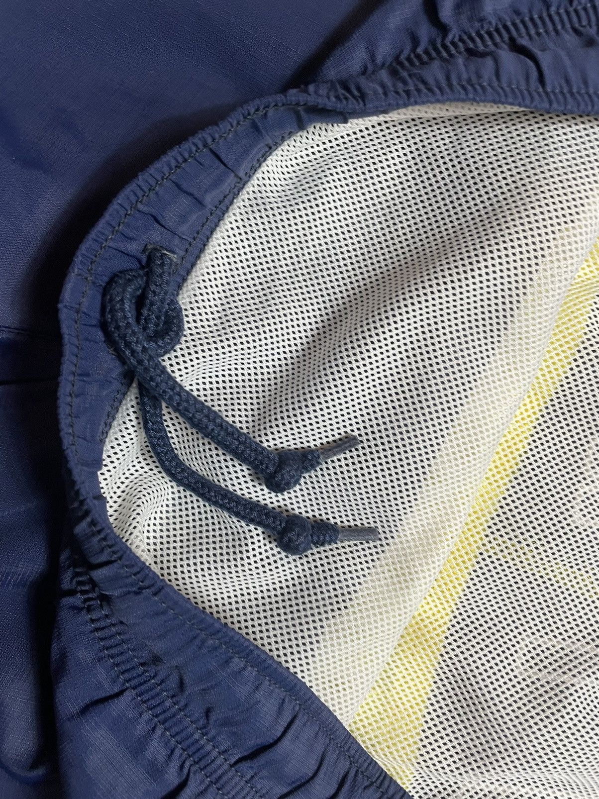 Nike × Vintage Nike Big Logo Vintage Nylon Shorts Size US 33 - 7 Thumbnail