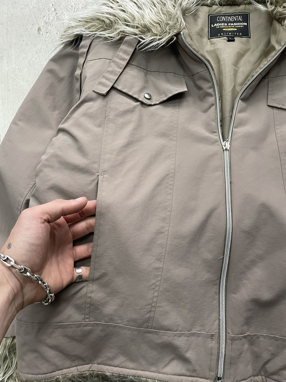 If Six Was Nine Rare fur jacket if six was nine cropped bomber y2k Size US M / EU 48-50 / 2 - 5 Thumbnail