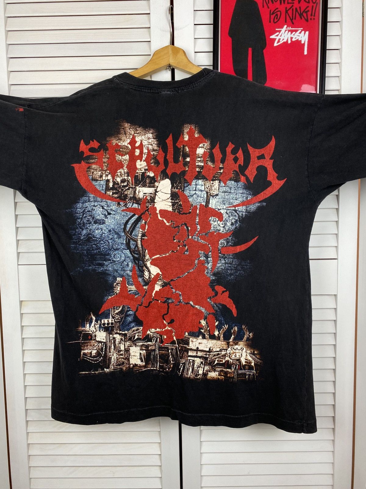 Band Tees Vintage 90s T-Shirt Tee Sepultura Chaos Empire Overprint Size US XL / EU 56 / 4 - 6 Thumbnail