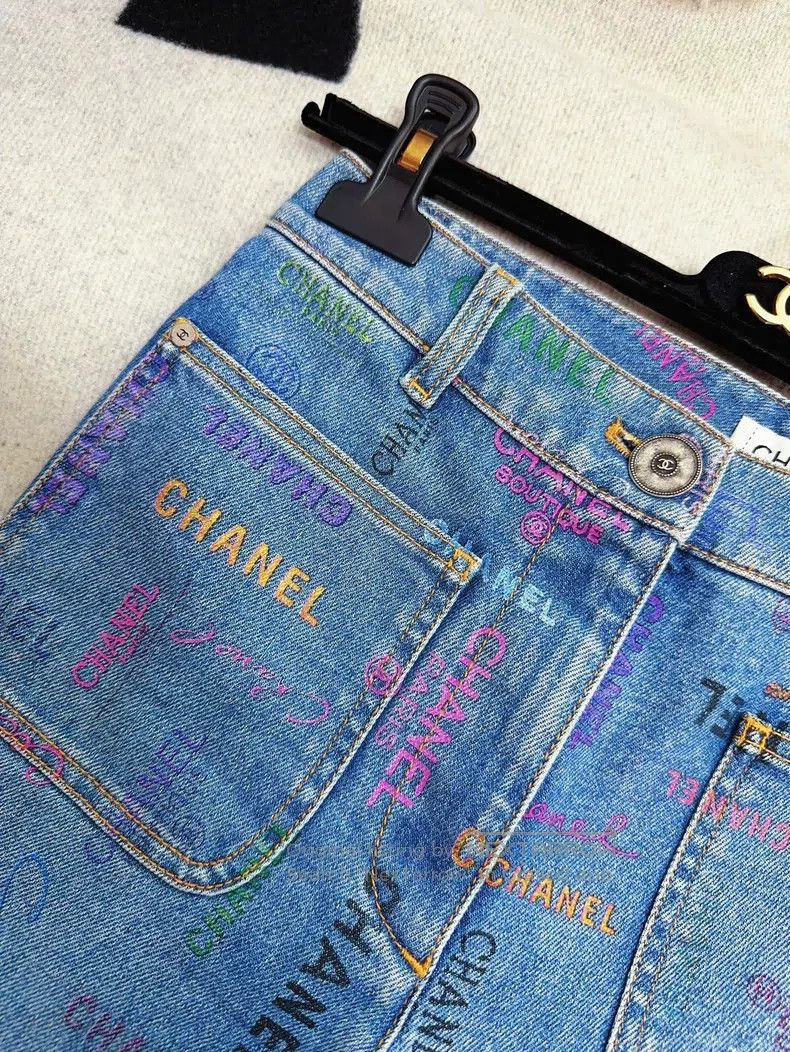 Chanel Chanel 22p popular colourful graffiti letter logo blue jea Size 25" / US 0 / IT 36 - 5 Thumbnail