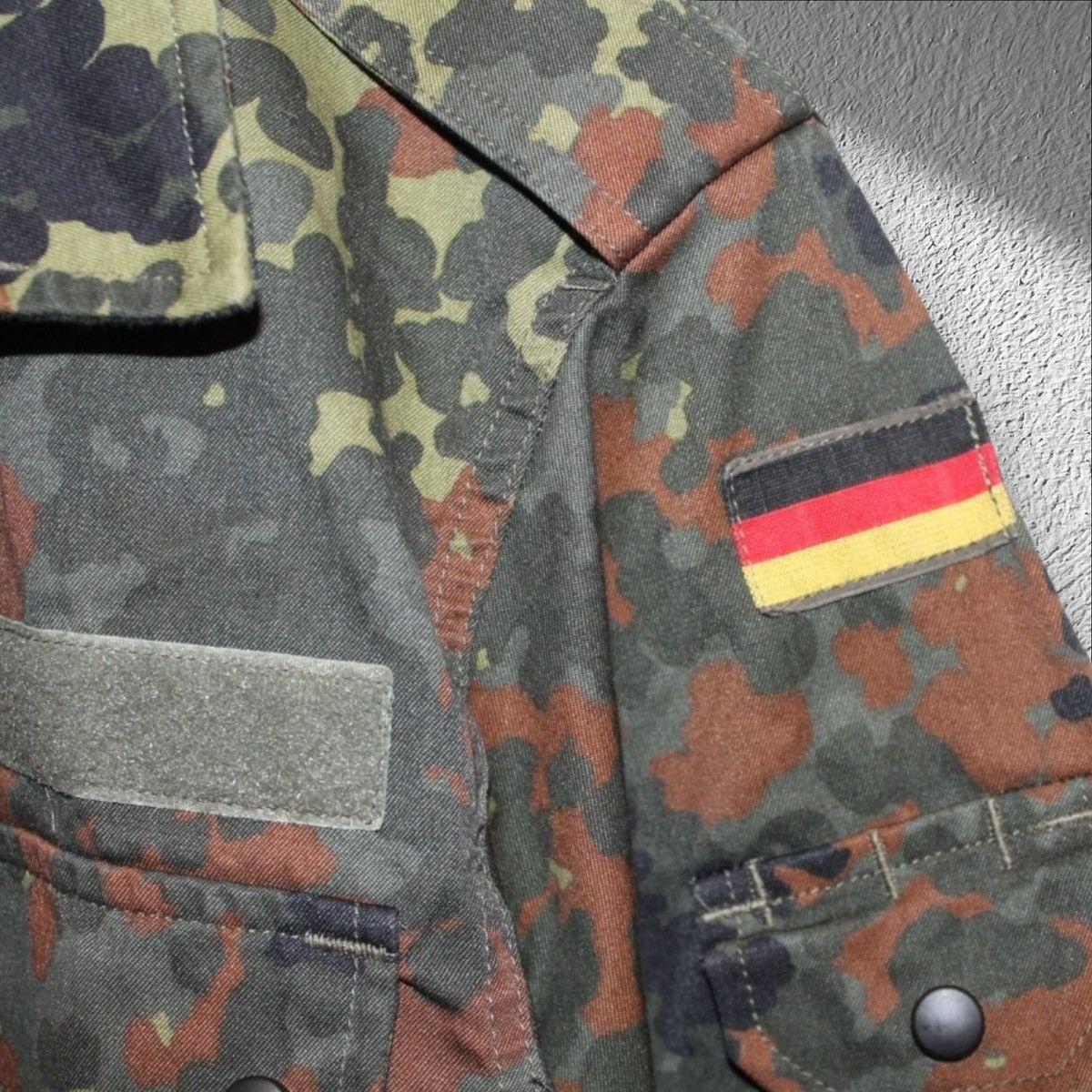 Vintage Vintage German Bundeswehr Flecktarn Camo Jacket Large Size US L / EU 52-54 / 3 - 3 Thumbnail