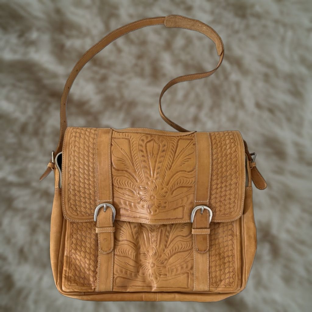 Vintage VINTAGE Tooled Leather Multi-Compartment Laptop Briefcase Brown Size ONE SIZE - 1 Thumbnail
