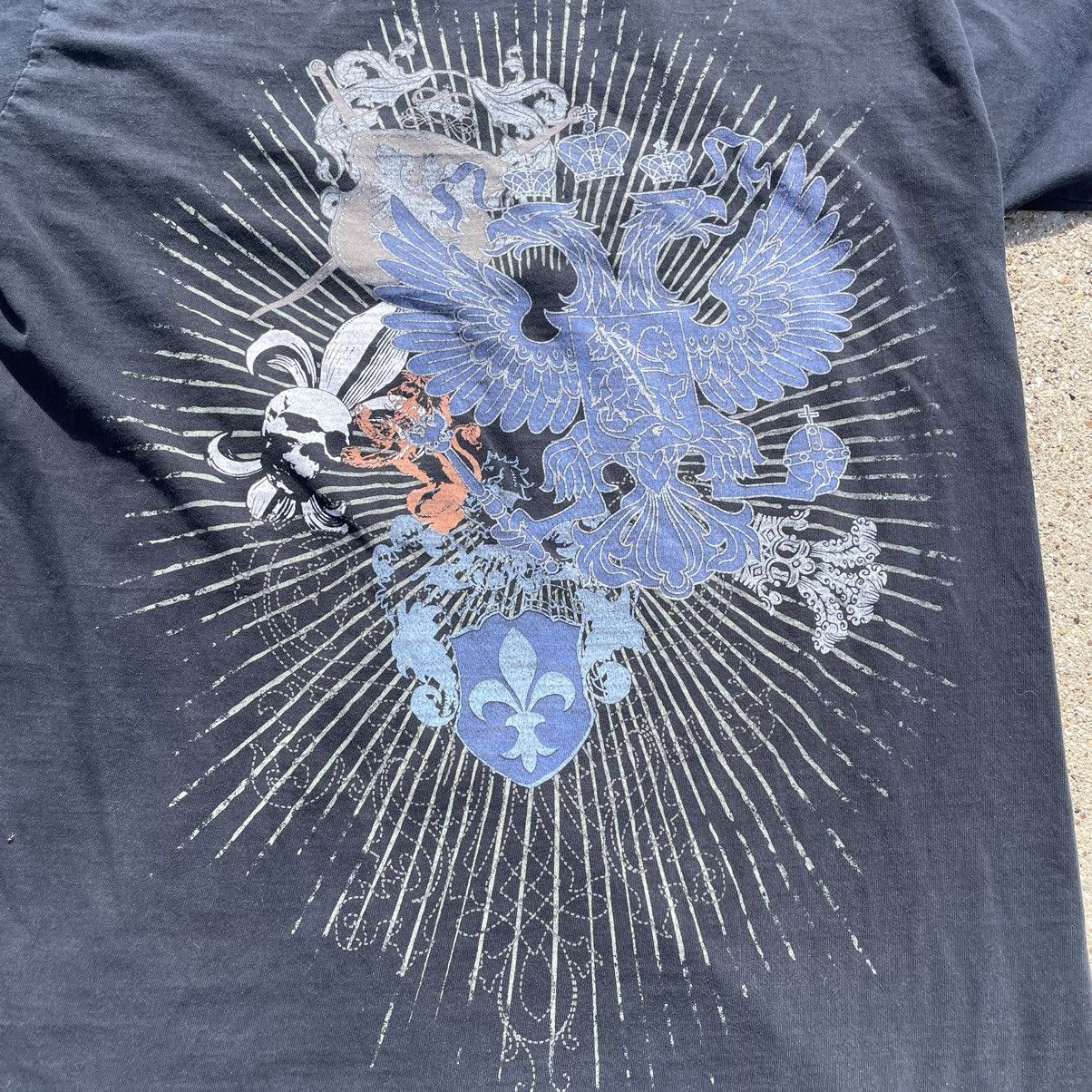 Vintage Vintage Y2k Skull Fleur De Lis Heraldic Tee XL Grunge Size US XL / EU 56 / 4 - 4 Thumbnail