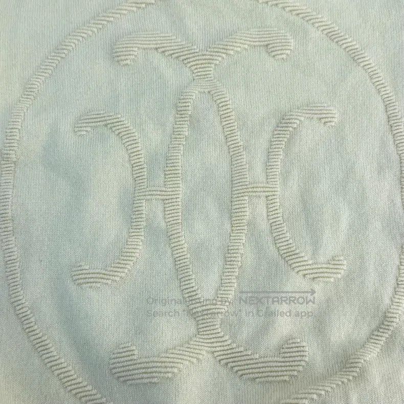 Hermes Hermes Yellow Large Logo Cashmere Sweater Size XS / US 0-2 / IT 36-38 - 7 Thumbnail