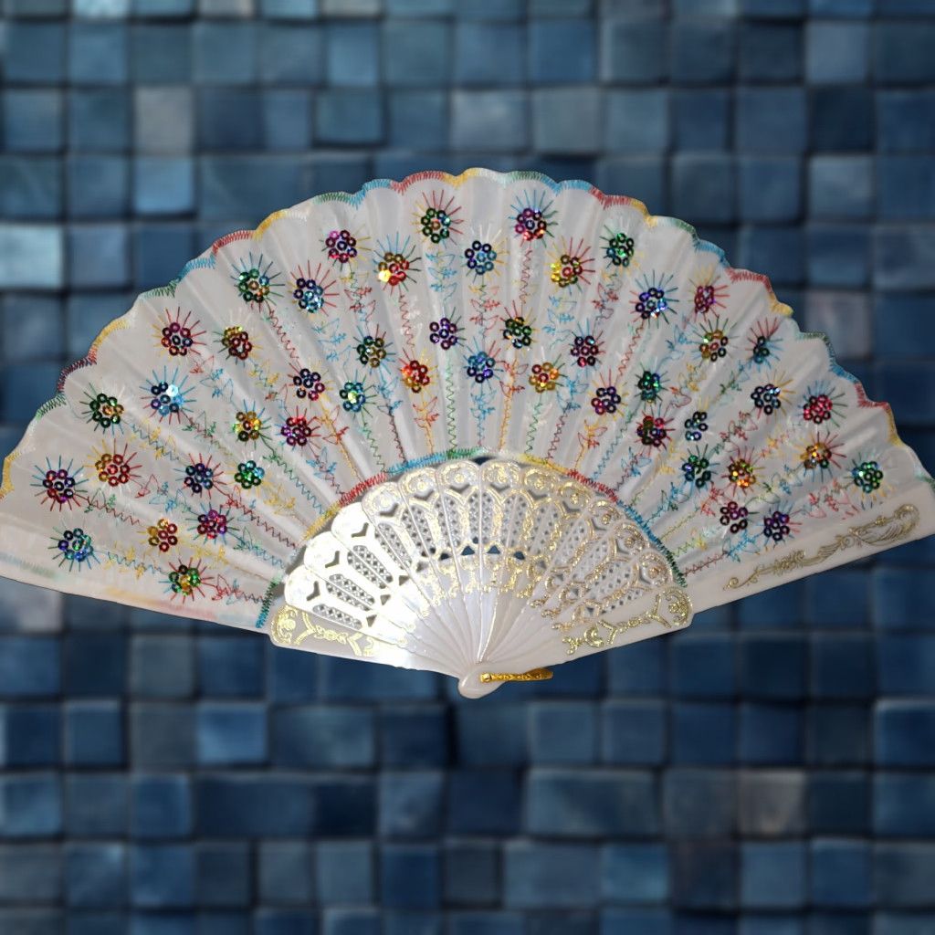 Vintage SET OF 2 SMALL HAND FANS WITH FLOWERS SEQUINS WHITE 16 INCHES UNBRANDED Size ONE SIZE - 1 Thumbnail