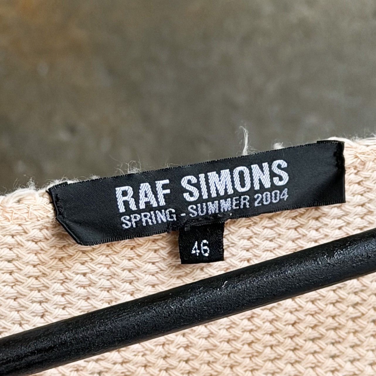 Raf Simons Raf Simons SS04 Runway THRASHED Elbow Patch Knit Sweater Size US XL / EU 56 / 4 - 10 Thumbnail