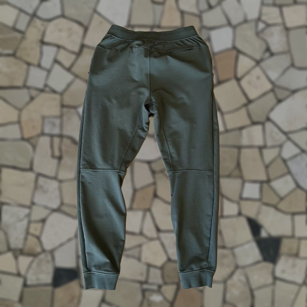 Lululemon Lululemon City Sweat Jogger Green Men Small Pants Adjustable Waist Pockets Tapered Leg Athletic Athleisure City Apparel Vintage No Size US 29 - 1 Thumbnail