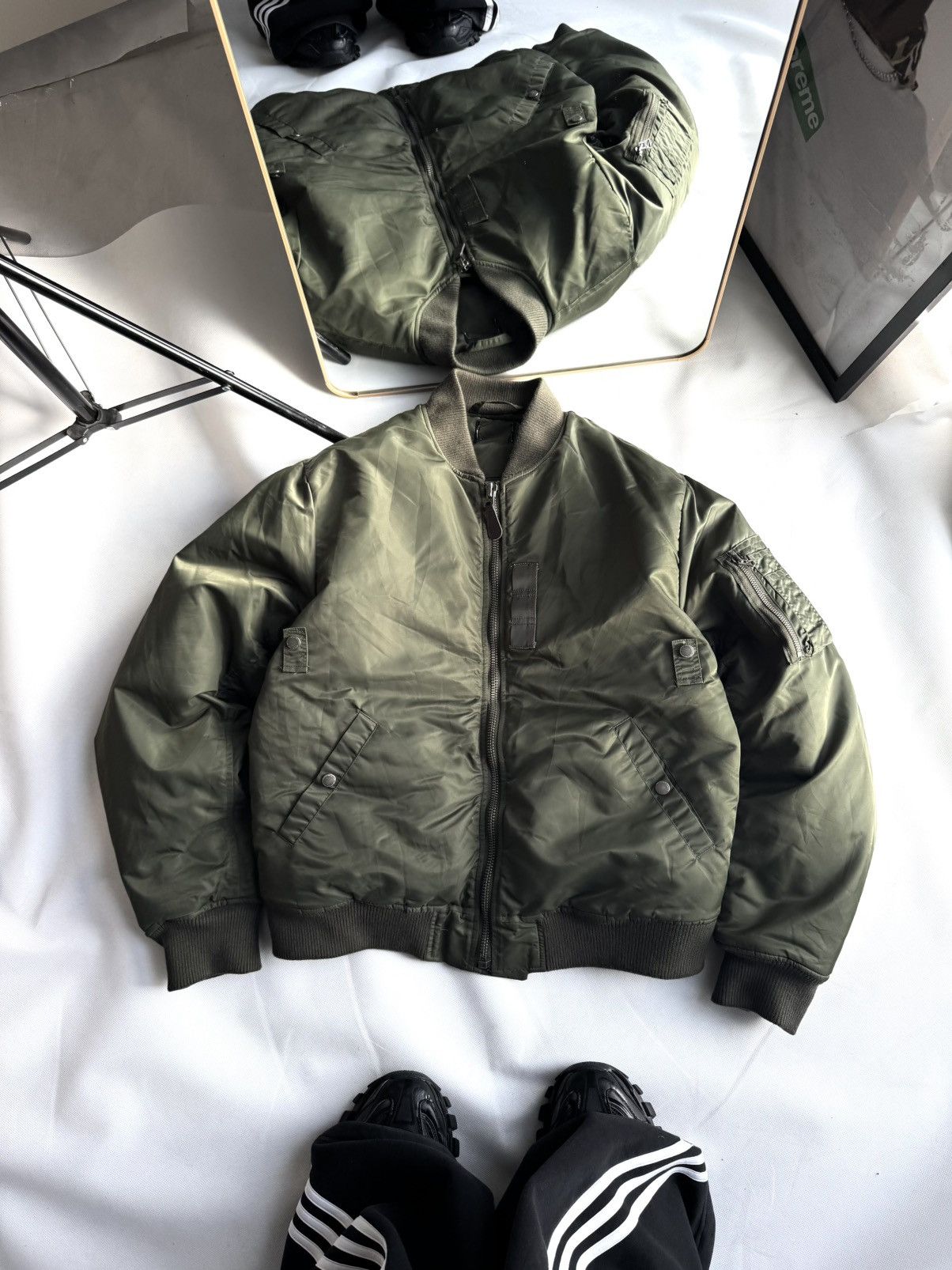 Vintage Vintage MA1 Alpha Industries Style Bomber Jacket Boxy Fit Size US L / EU 52-54 / 3 - 1 Thumbnail