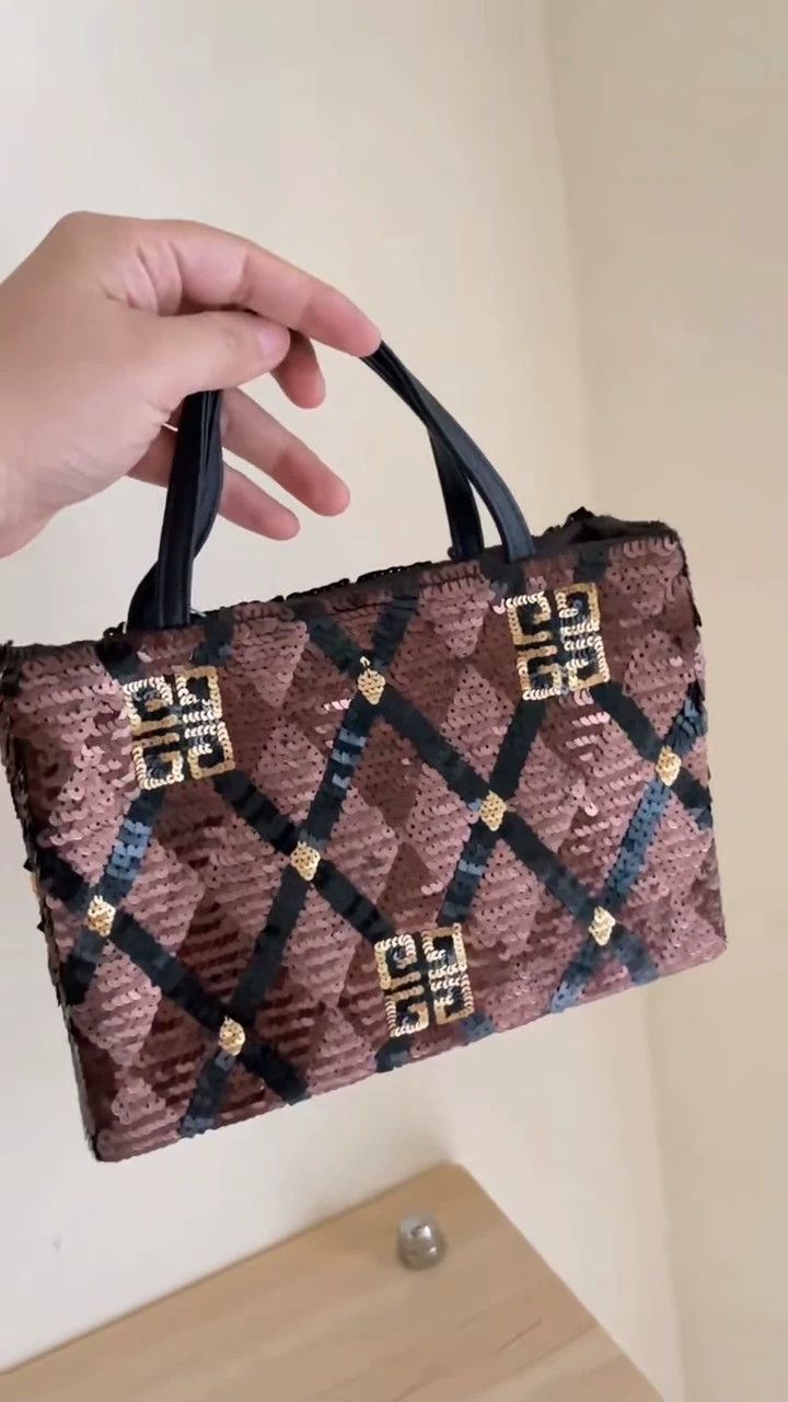 Givenchy Givenchy Quilted sequin mini tote bag Size ONE SIZE - 1 Thumbnail