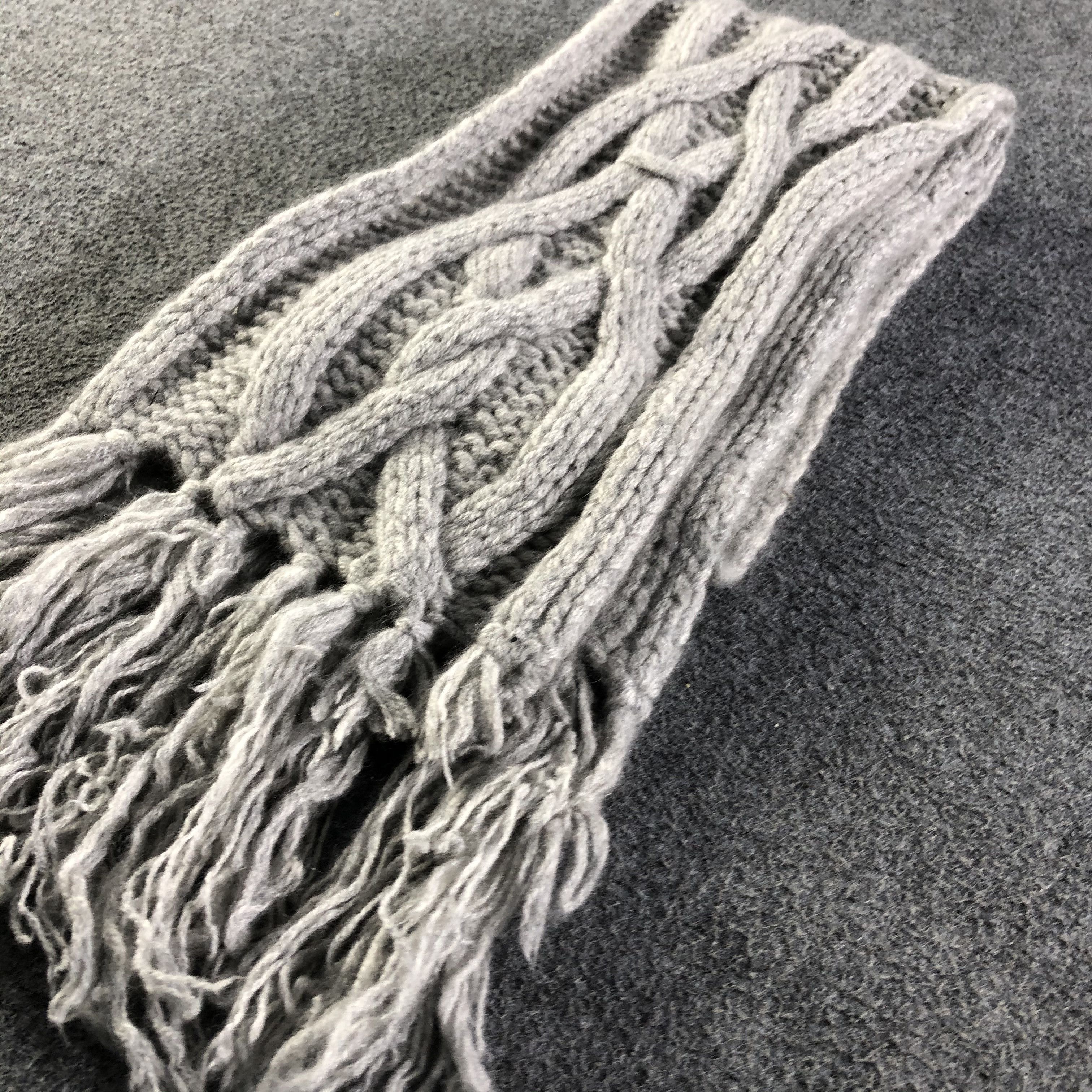 Banana Republic Banana Republic Cashmere Scarf / Muffler / Neckwear Size ONE SIZE - 3 Thumbnail