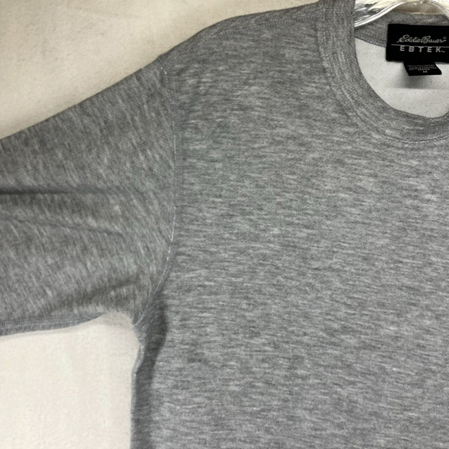 Eddie Bauer Eddie Bauer T-Shirt Men's M Gray Crew Neck Thermal Base Layer Polyester Knit Embroidered Logo Size US M / EU 48-50 / 2 - 7 Thumbnail