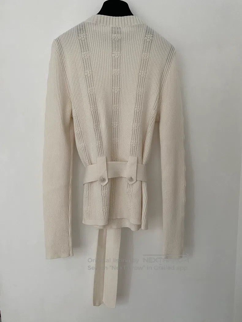 Chanel Chanel Early spring holiday tie-up white knitwear sweater Size S / US 4 / IT 40 - 2 Thumbnail