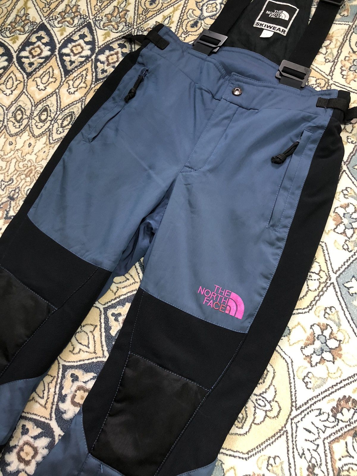 The North Face Vintage The North Face Mogul Skiwear Jumpsuit/Pants Size 30" / US 8 / IT 44 - 4 Thumbnail