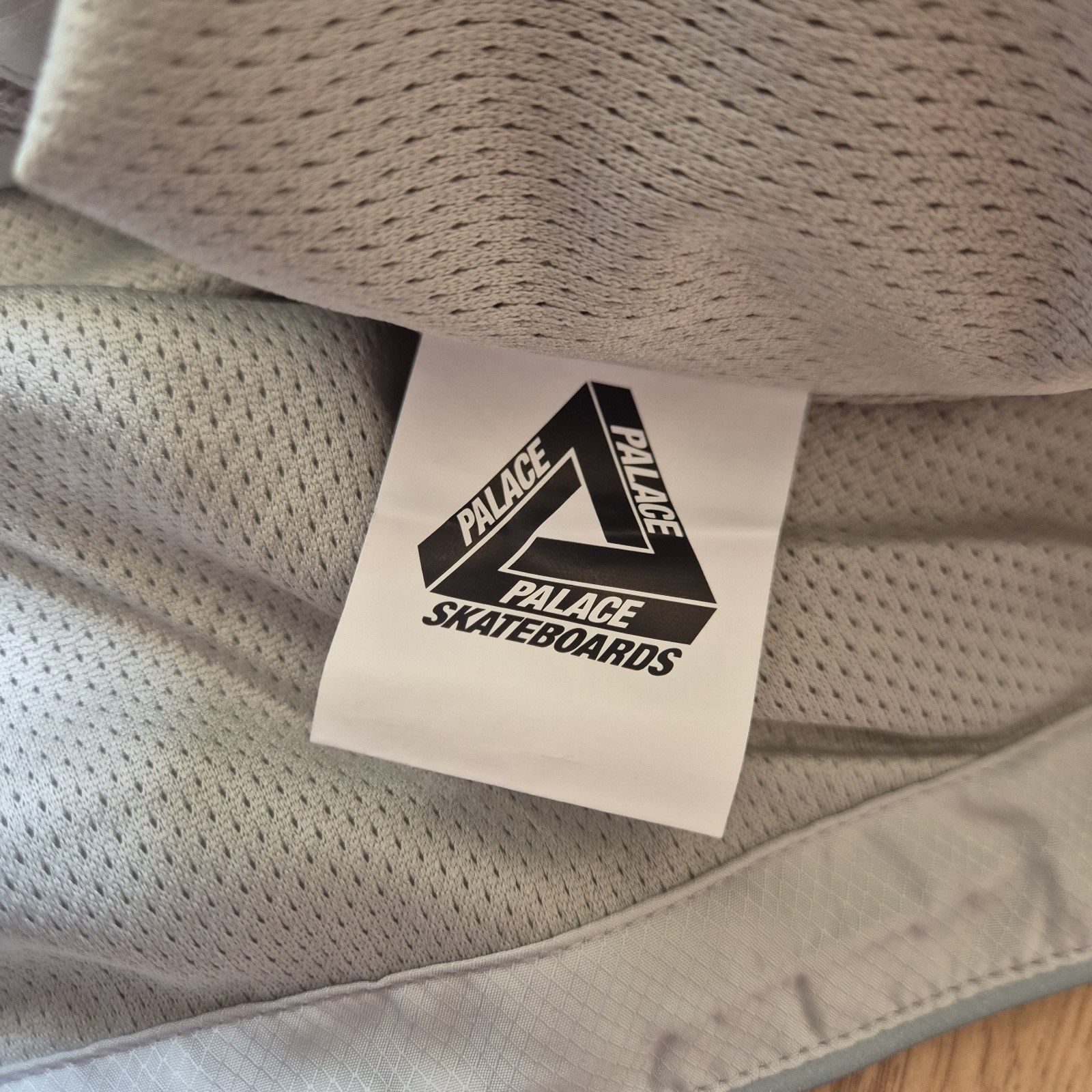 Palace Palace Run-It Vest Arctic Grey Large SS24 Size US L / EU 52-54 / 3 - 6 Thumbnail