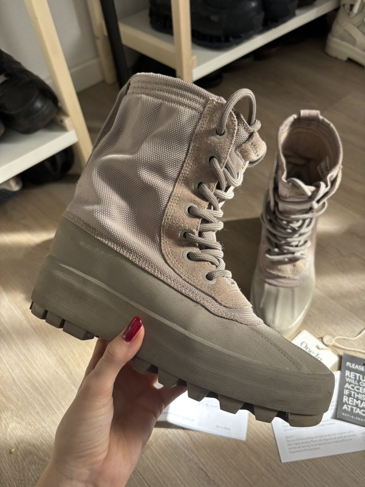 Yeezy Adidas Yeezy 950 Boots Moonrock Size 39 1/3 Size US 9 / IT 39 - 6 Thumbnail